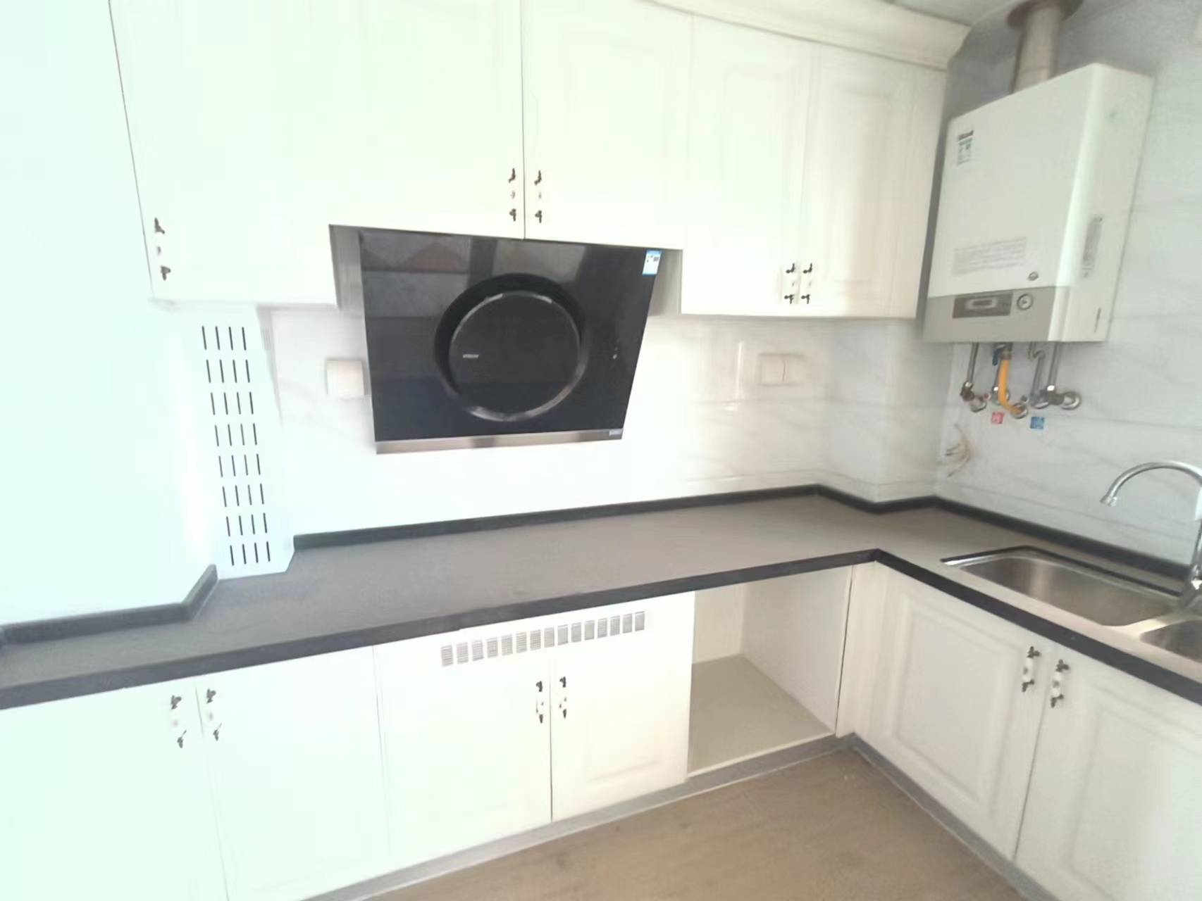 南通碧桂园翡翠华府 4室2厅2卫 144m&sup2;