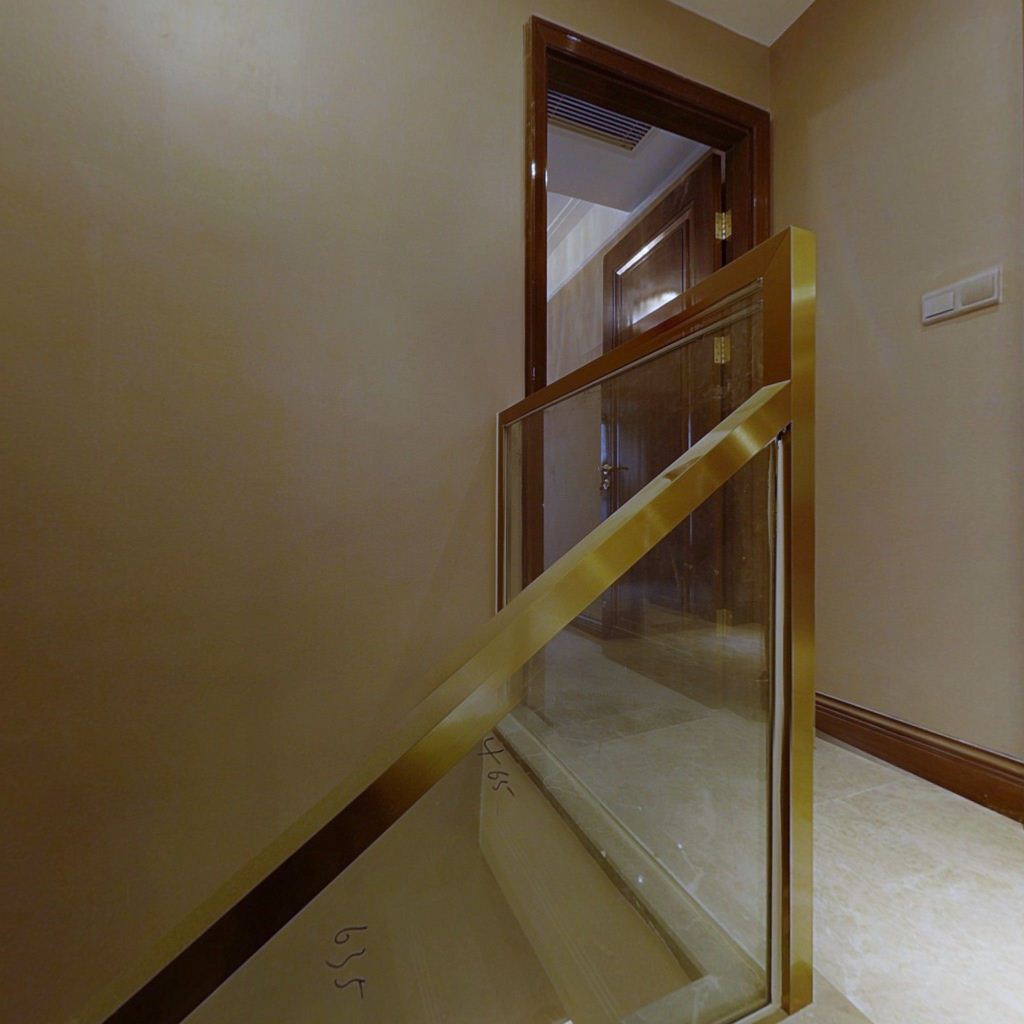 恒大御澜庭 3室2厅2卫 140m&sup2;