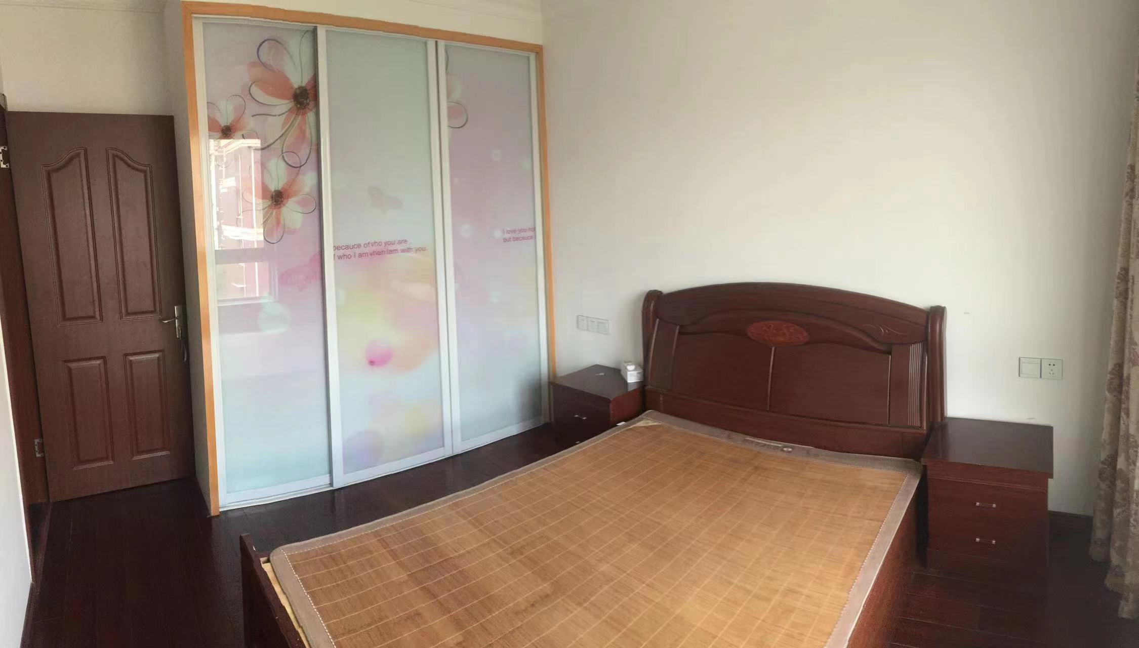 长航地中海花园 3室2厅1卫 158m&sup2;