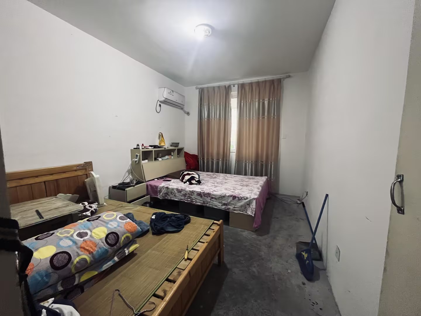 江海佳苑 3室2厅2卫 143m&sup2;