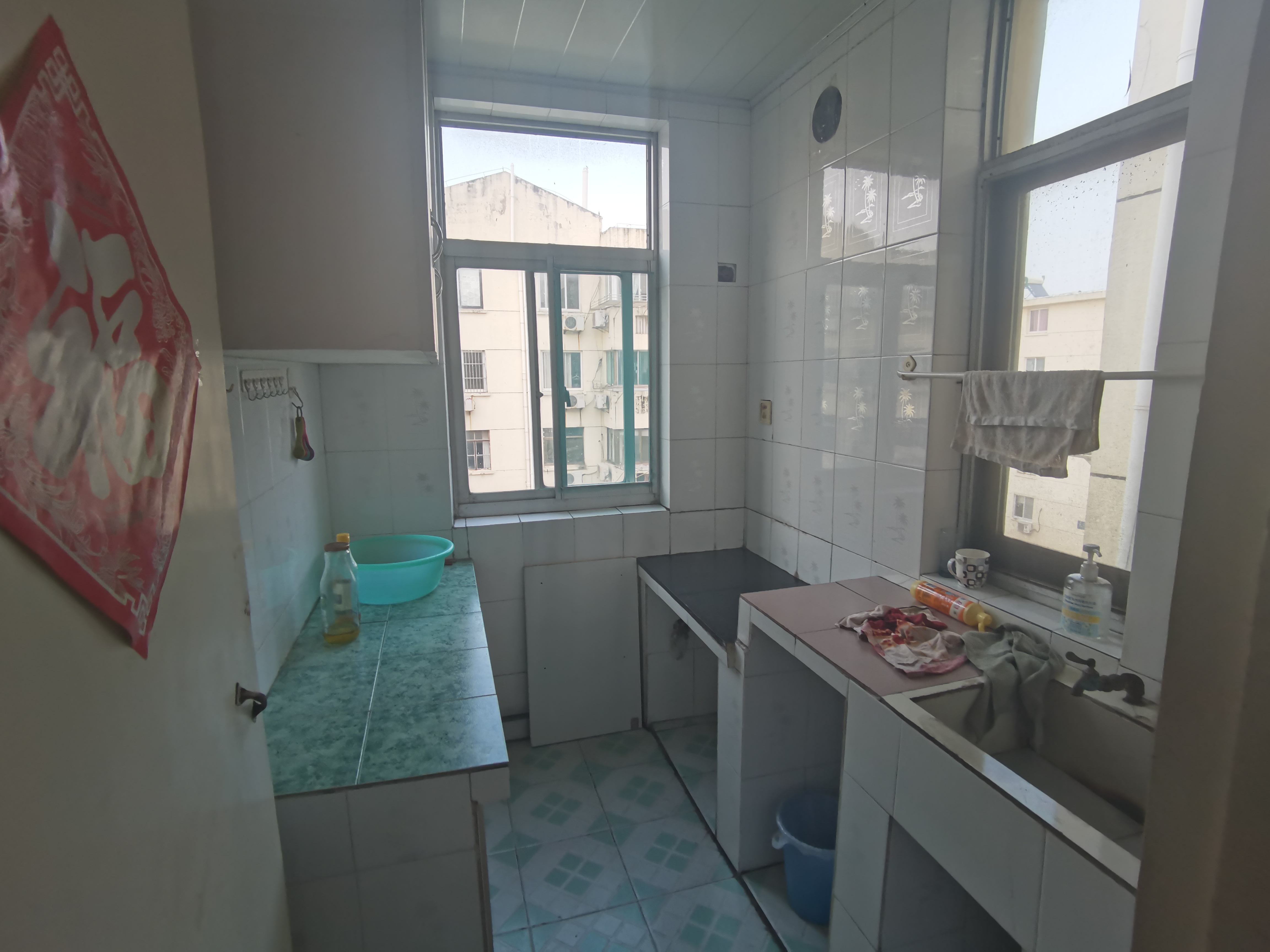 民主新村 2室2厅1卫 65m&sup2;