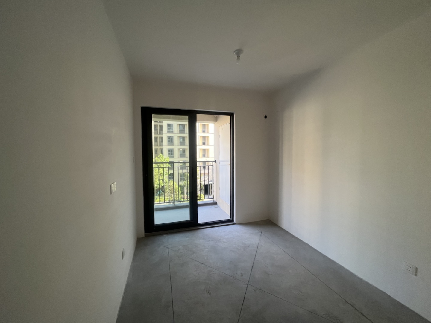 卓越悦宸 3室2厅1卫 93m&sup2;
