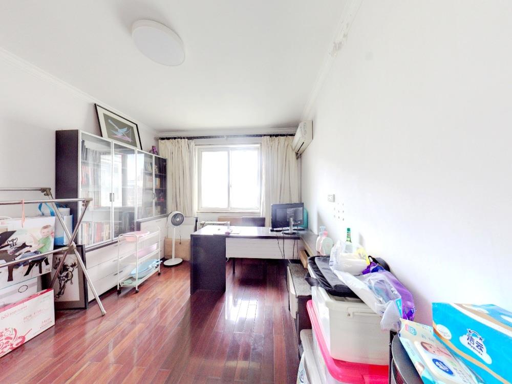 怡安花苑南区 3室2厅1卫 130m&sup2;