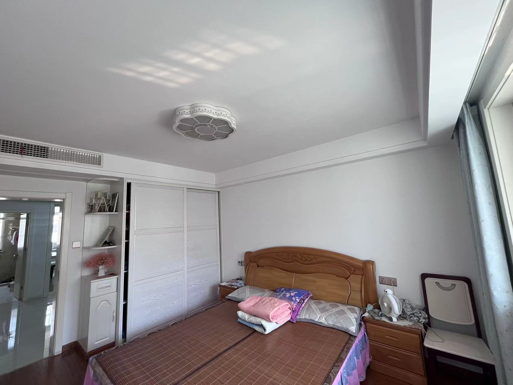 紫东花苑 2室2厅1卫 123.00m&sup2;