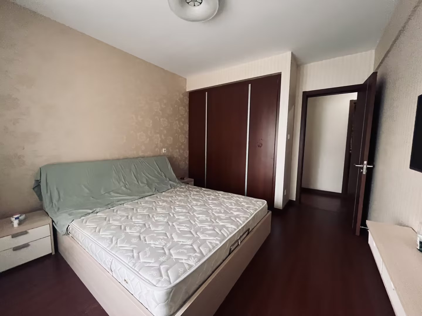 万科金域蓝湾 3室2厅1卫 108m&sup2;