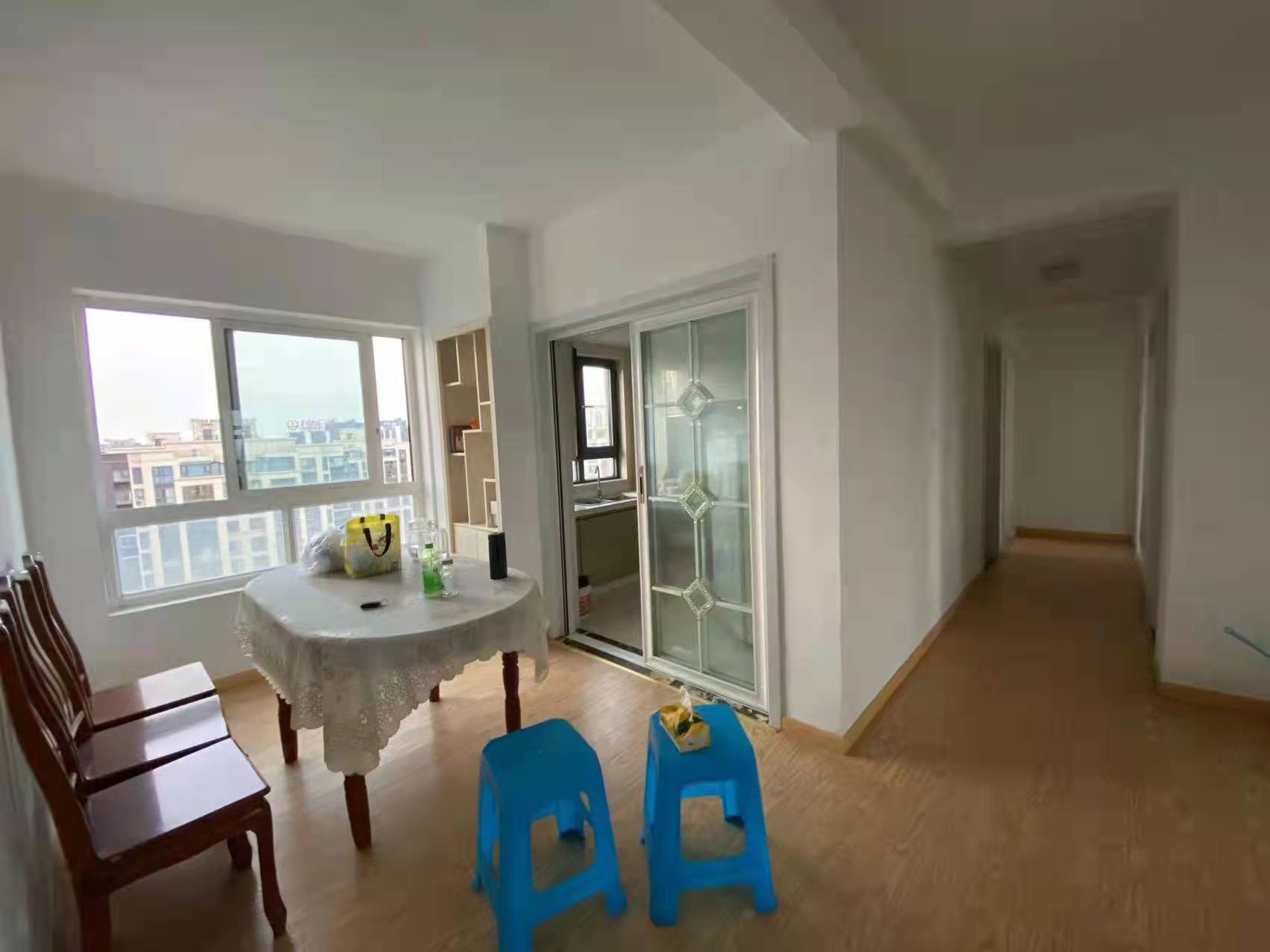 万达华府 3室2厅2卫 120m²