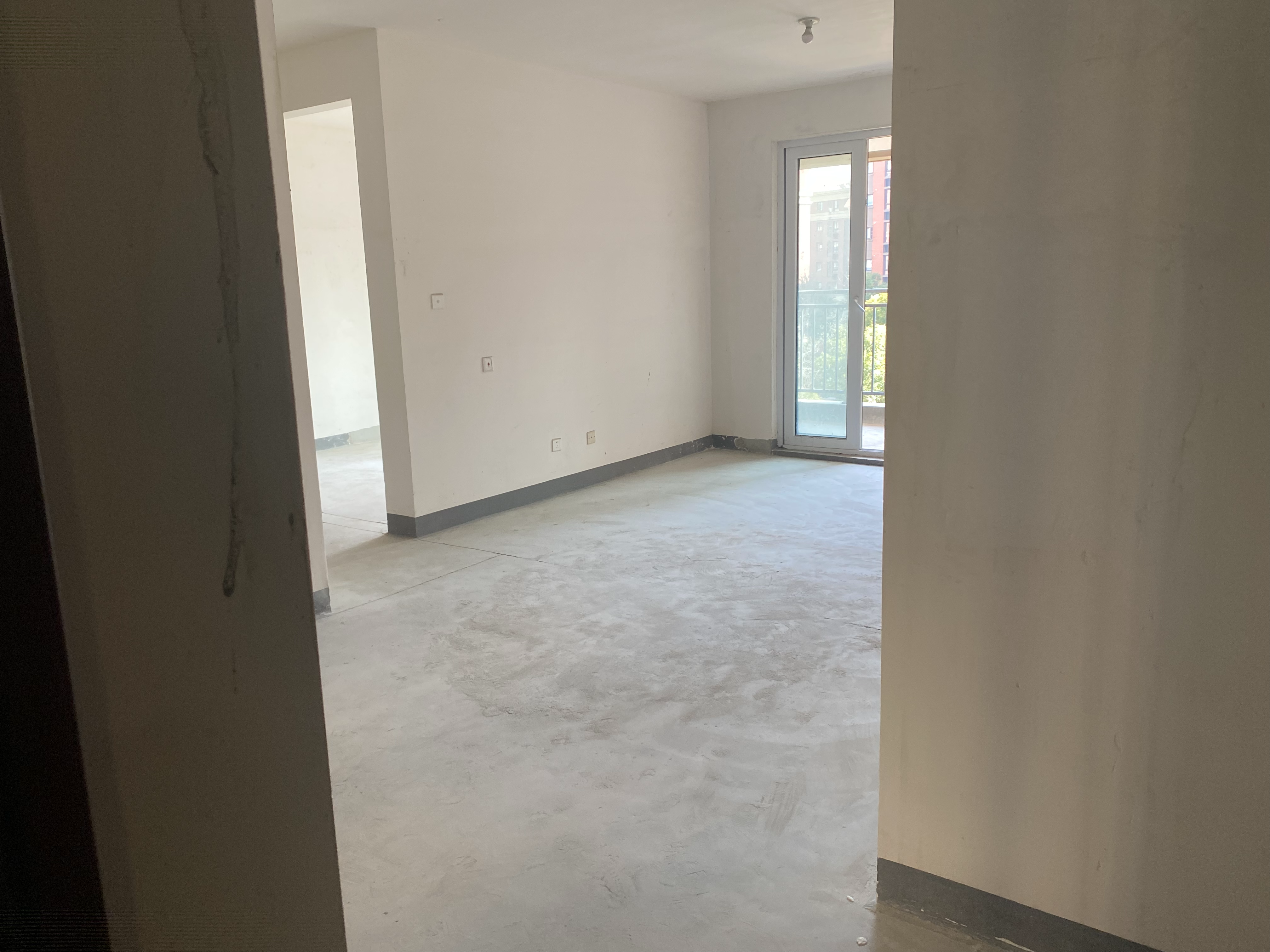 新城香溢紫郡 3室2厅1卫 124m&sup2;