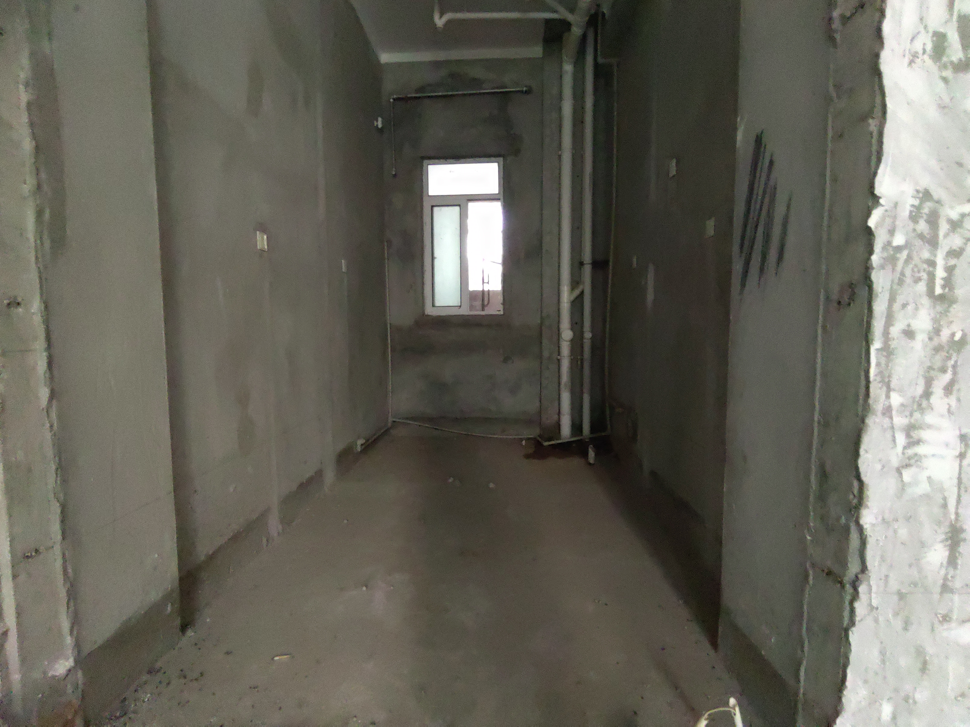 军山花园 3室2厅3卫 188m&sup2;