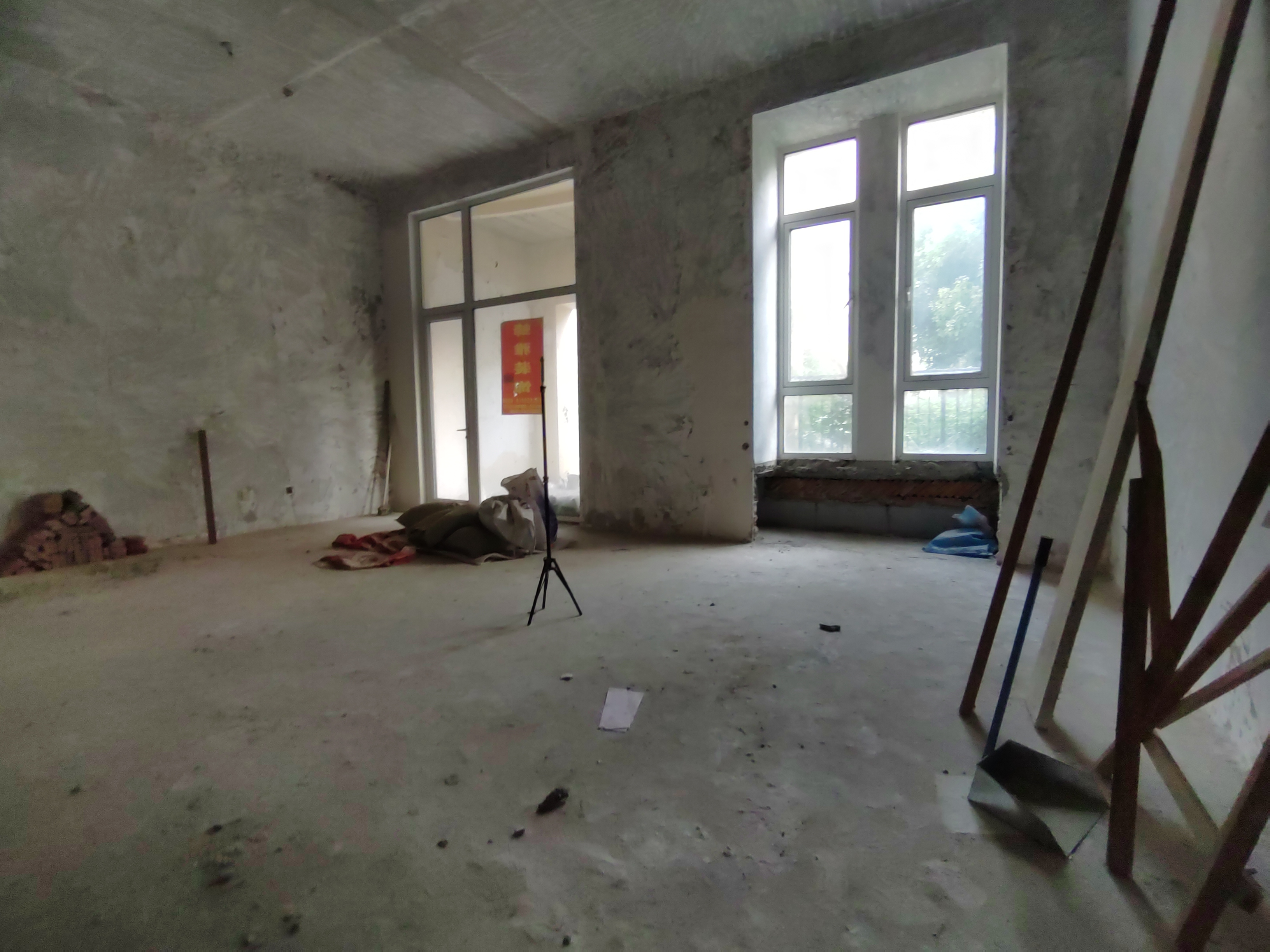 军山花园 3室2厅3卫 188m&sup2;