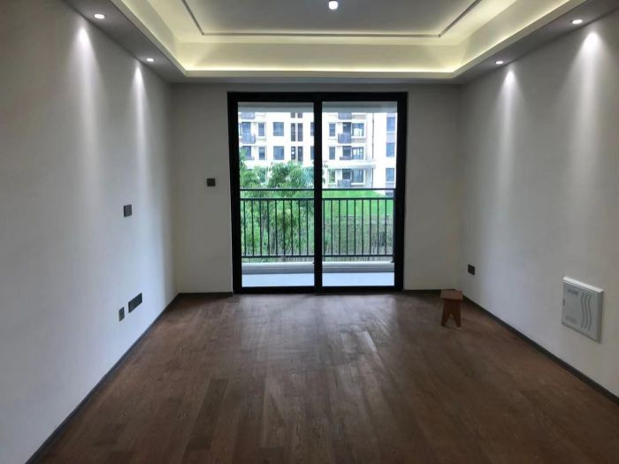 春风南岸东园 3室2厅1卫 96m&sup2;