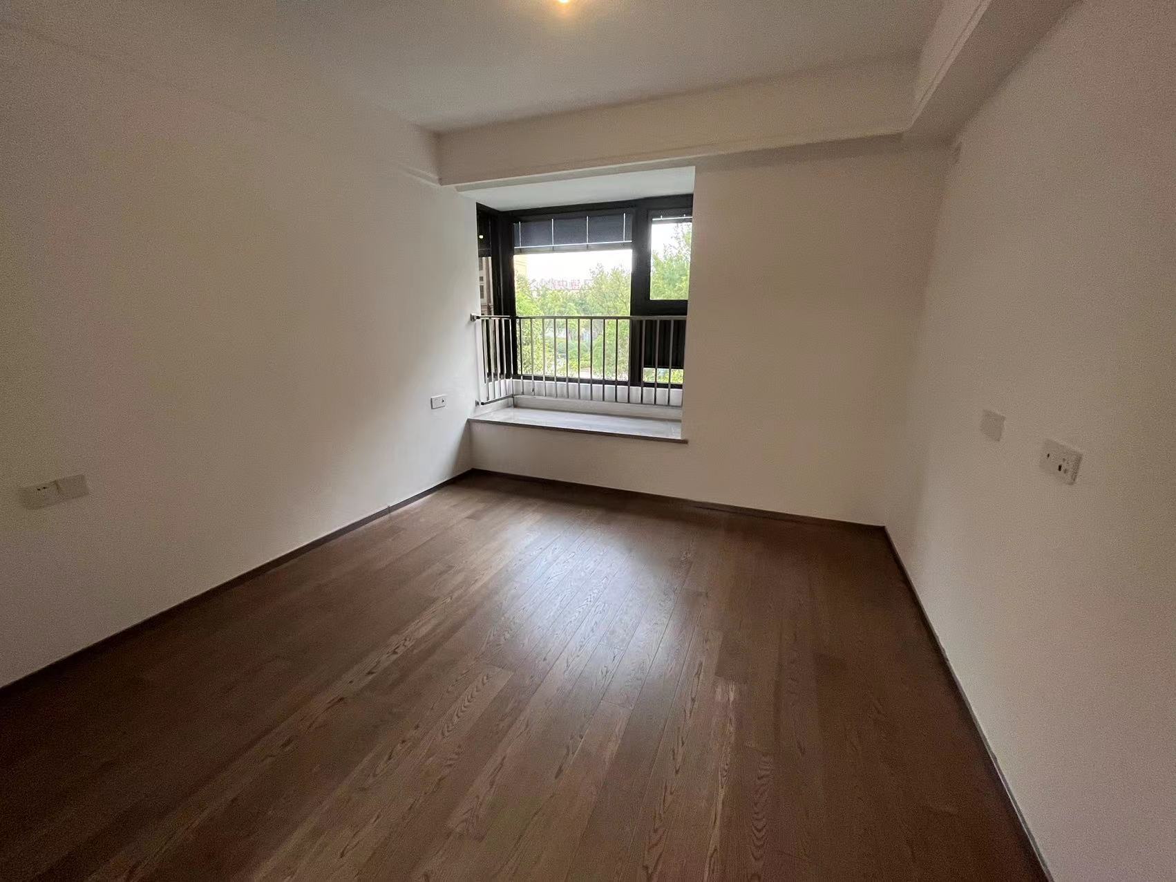 远创宸樾 3室2厅1卫 97.00m&sup2;