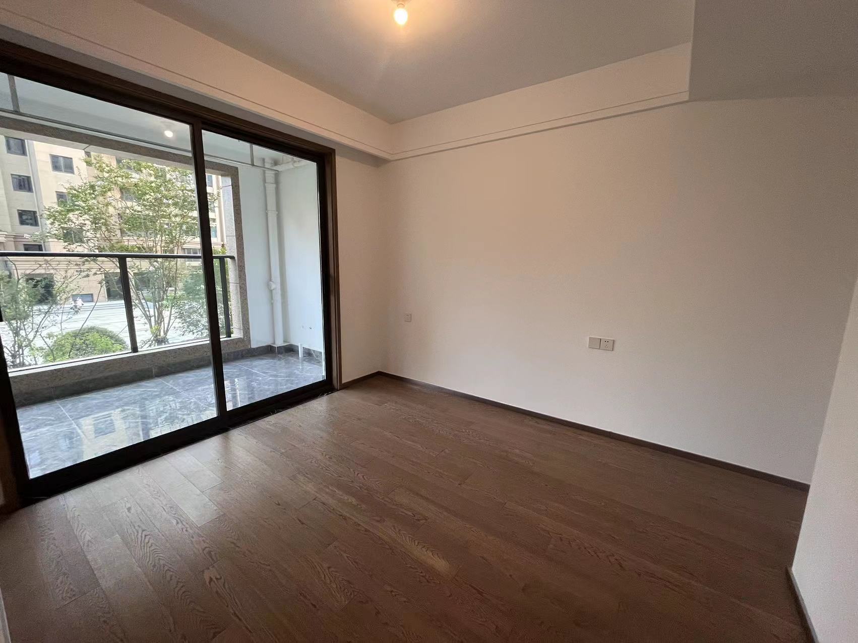远创宸樾 3室2厅1卫 97.00m&sup2;