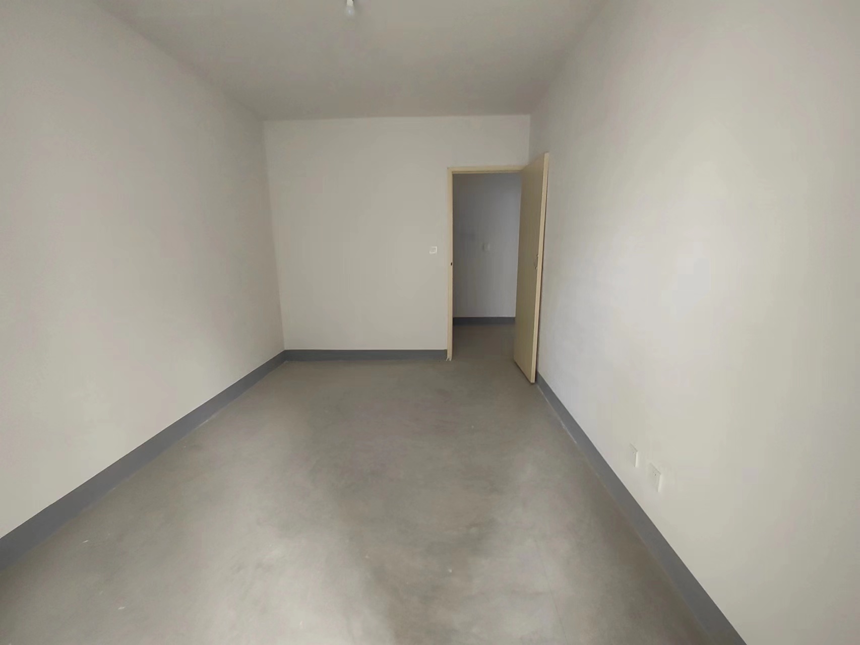红星嘉苑 3室2厅1卫 120m&sup2;