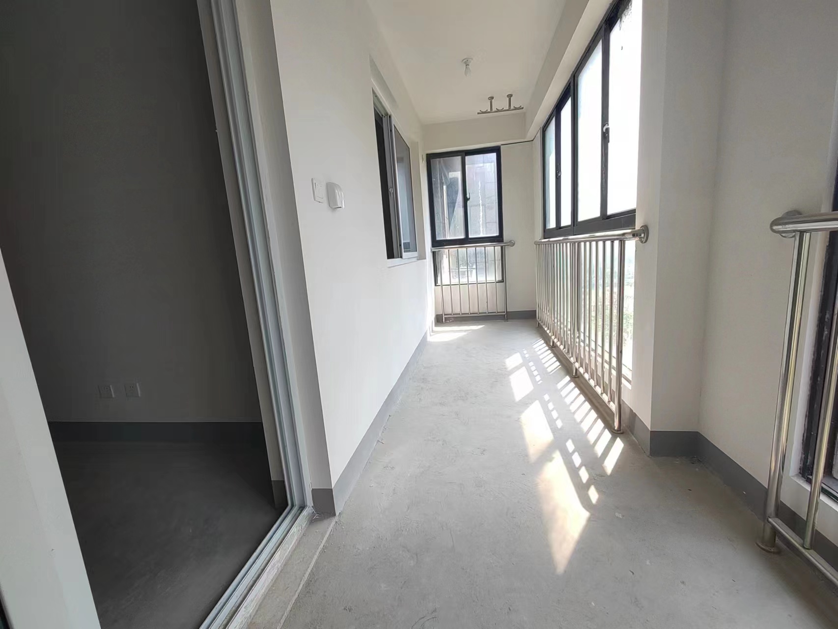 红星嘉苑 3室2厅1卫 120m&sup2;
