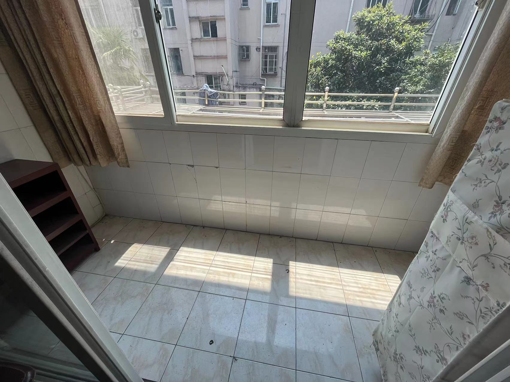 青年中路9号 2室1厅1卫 58m&sup2;