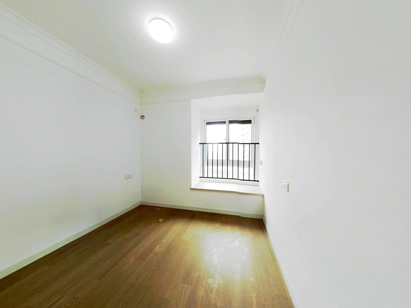 中海碧林湾 3室2厅1卫 97m&sup2;