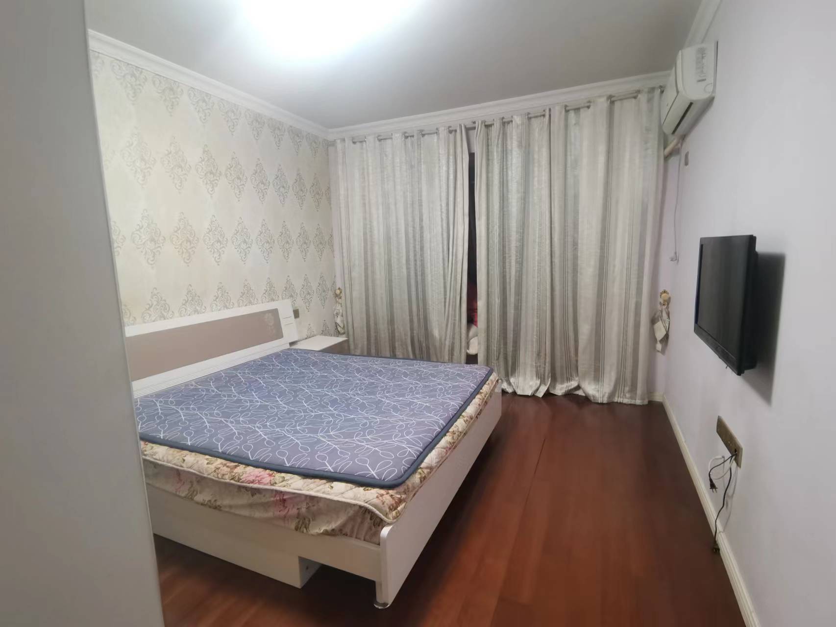 金桥世家 3室2厅2卫 127.97m&sup2;