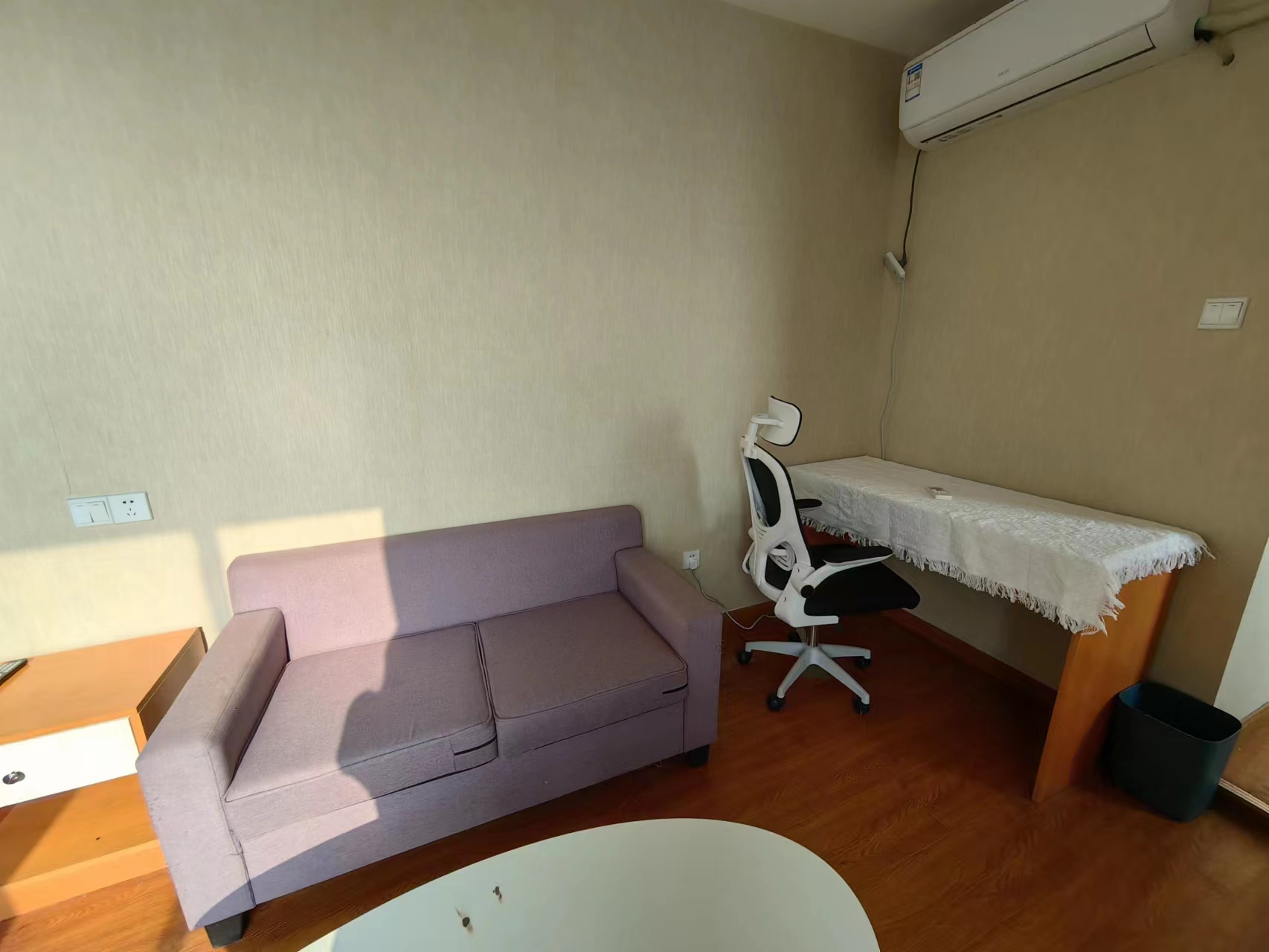金贸公寓 1室1厅1卫 45m²