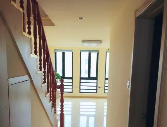 东景国际 2室2厅1卫 68m&sup2;