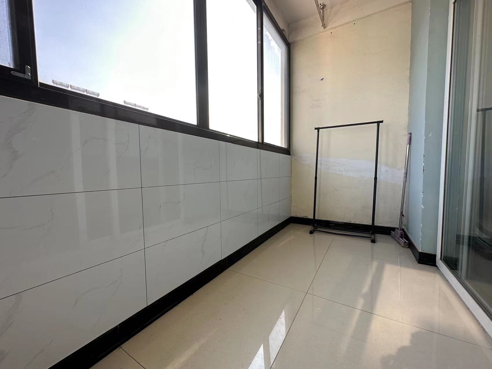 泰山公寓 2室1厅1卫 87m&sup2;
