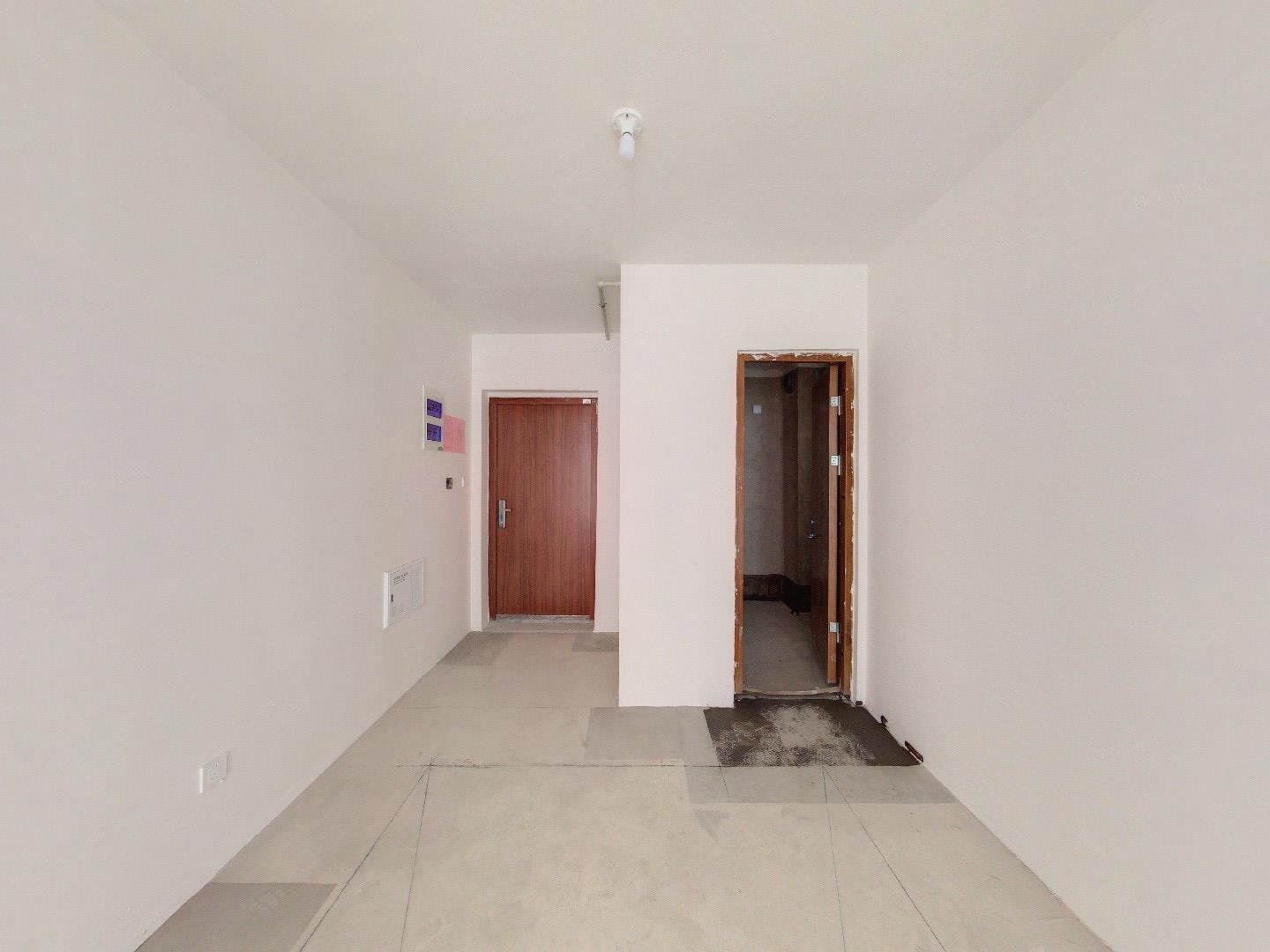 东时区 3室2厅1卫 93m&sup2;