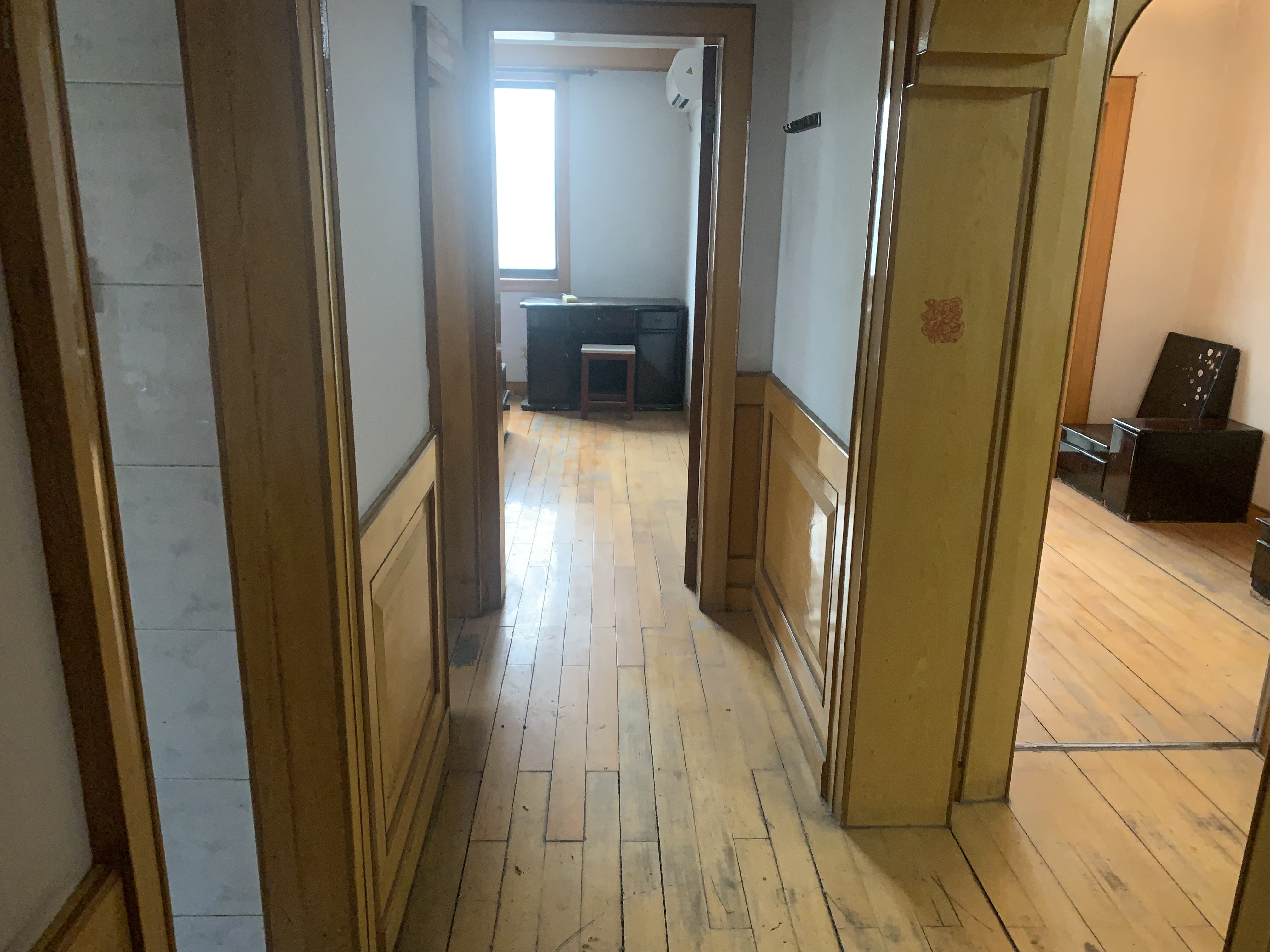 华能大厦 3室1厅1卫 81m&sup2;