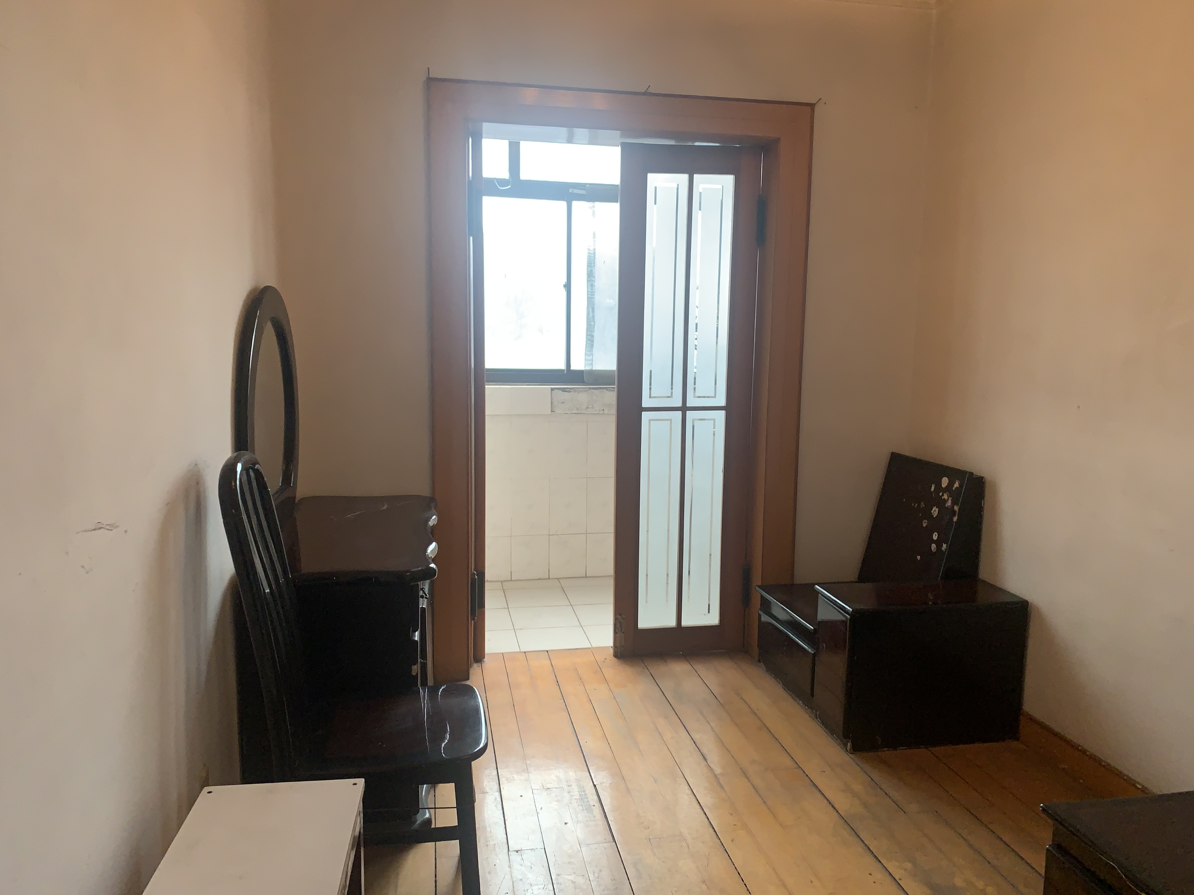 华能大厦 3室1厅1卫 81m&sup2;