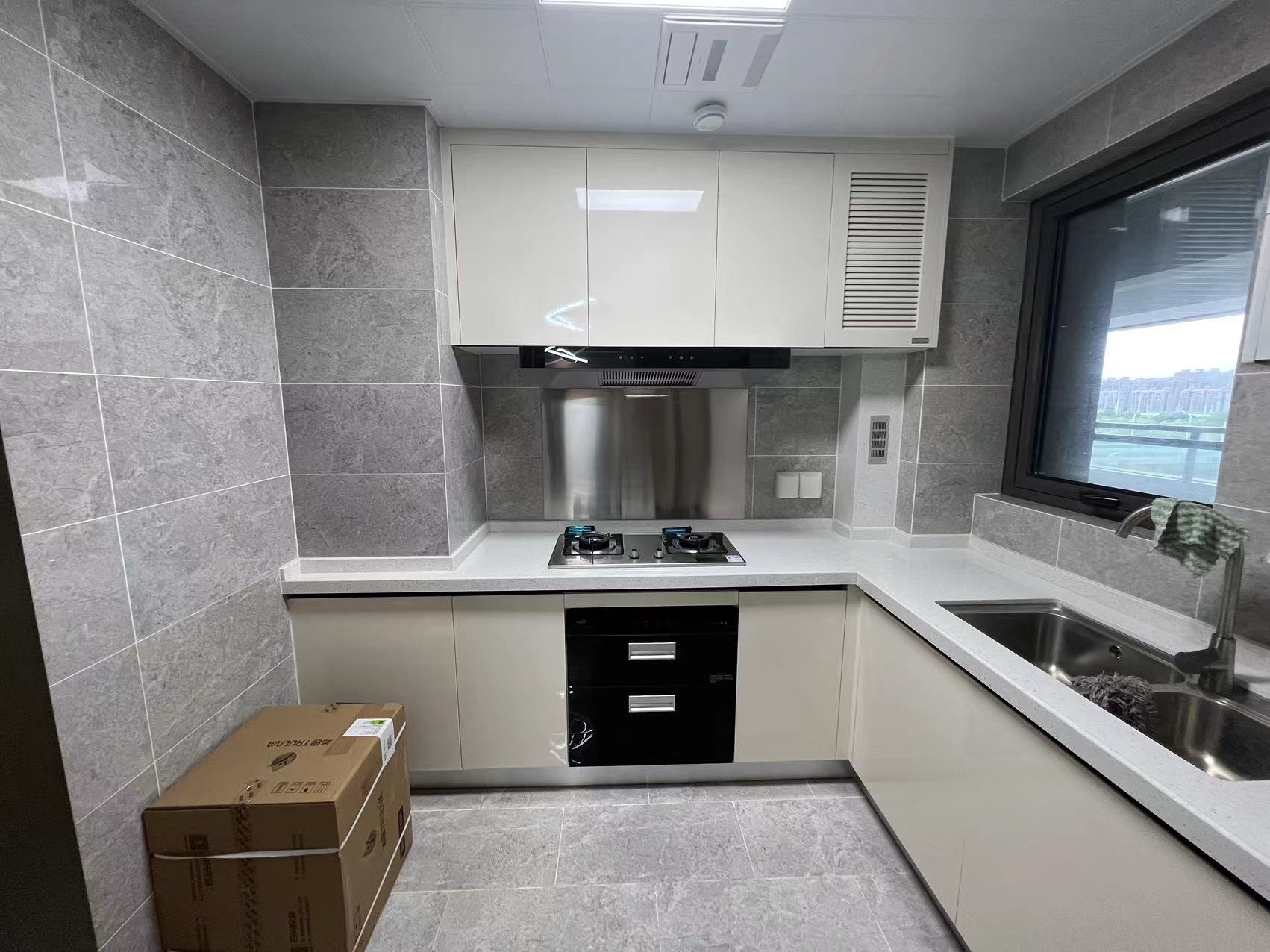 远创东樾 3室2厅1卫 106m&sup2;