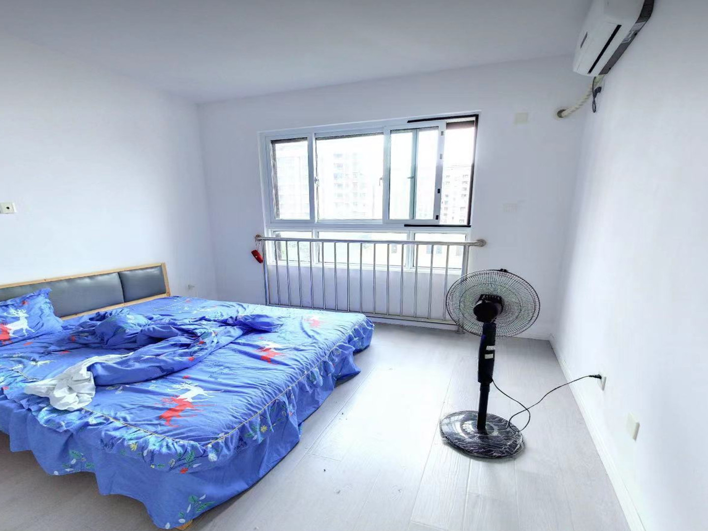 滨江丽都桥语 3室2厅2卫 103m&sup2;