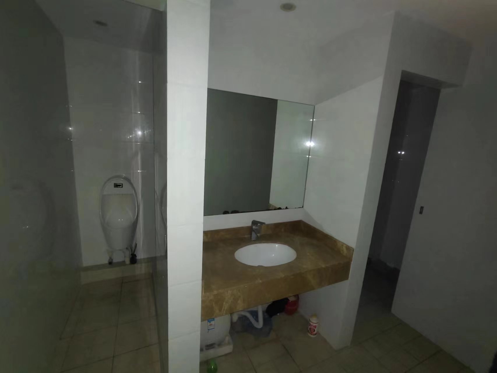 中南世纪城南区 1室1厅1卫 324m²