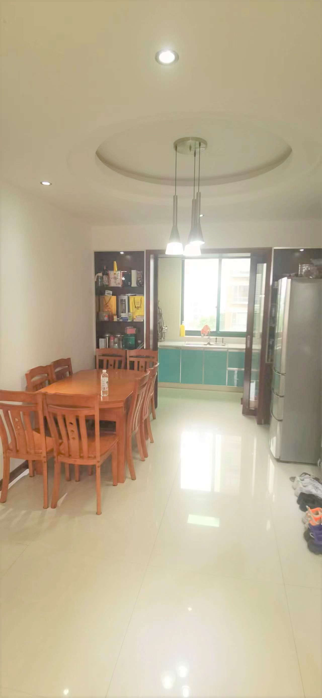 水榭花都 4室2厅2卫 155m&sup2;