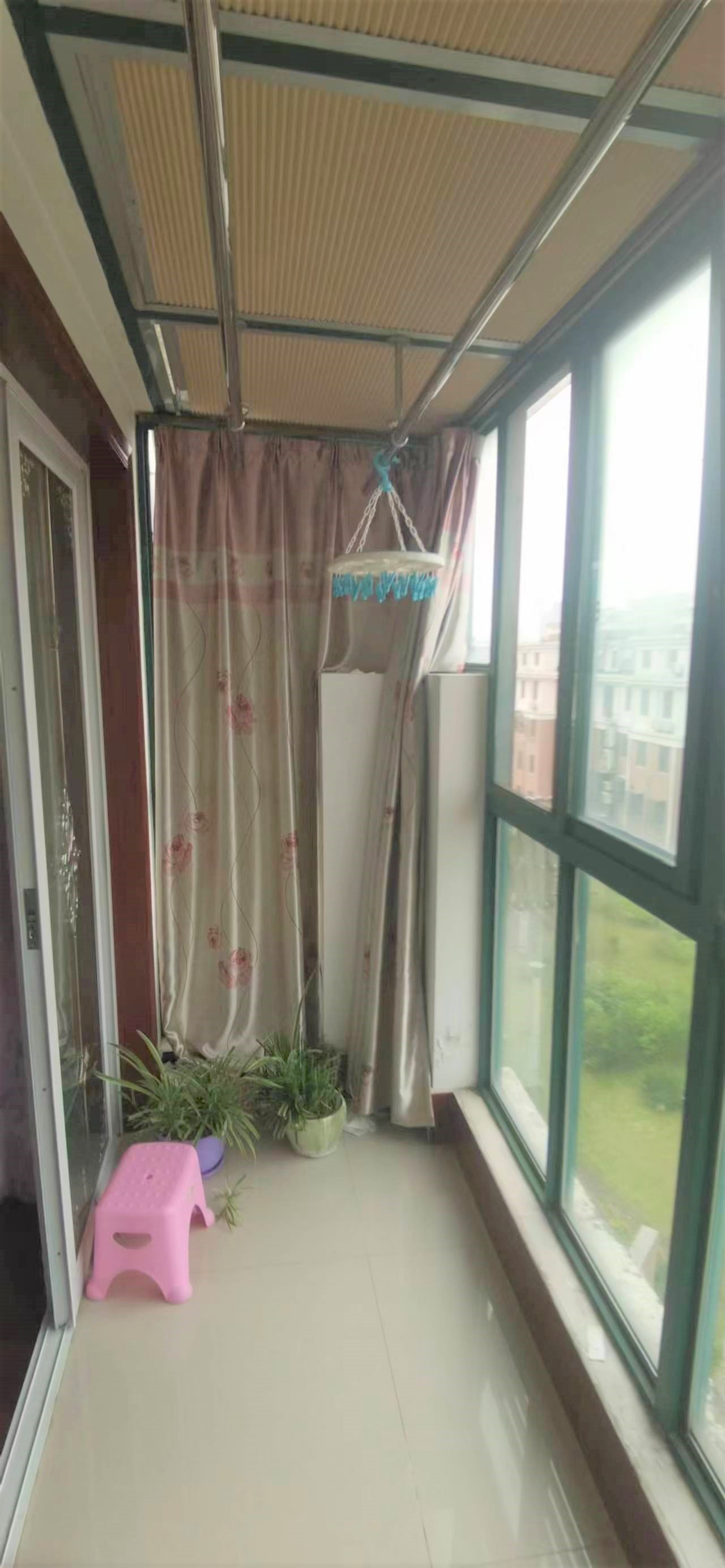 水榭花都 4室2厅2卫 155m&sup2;