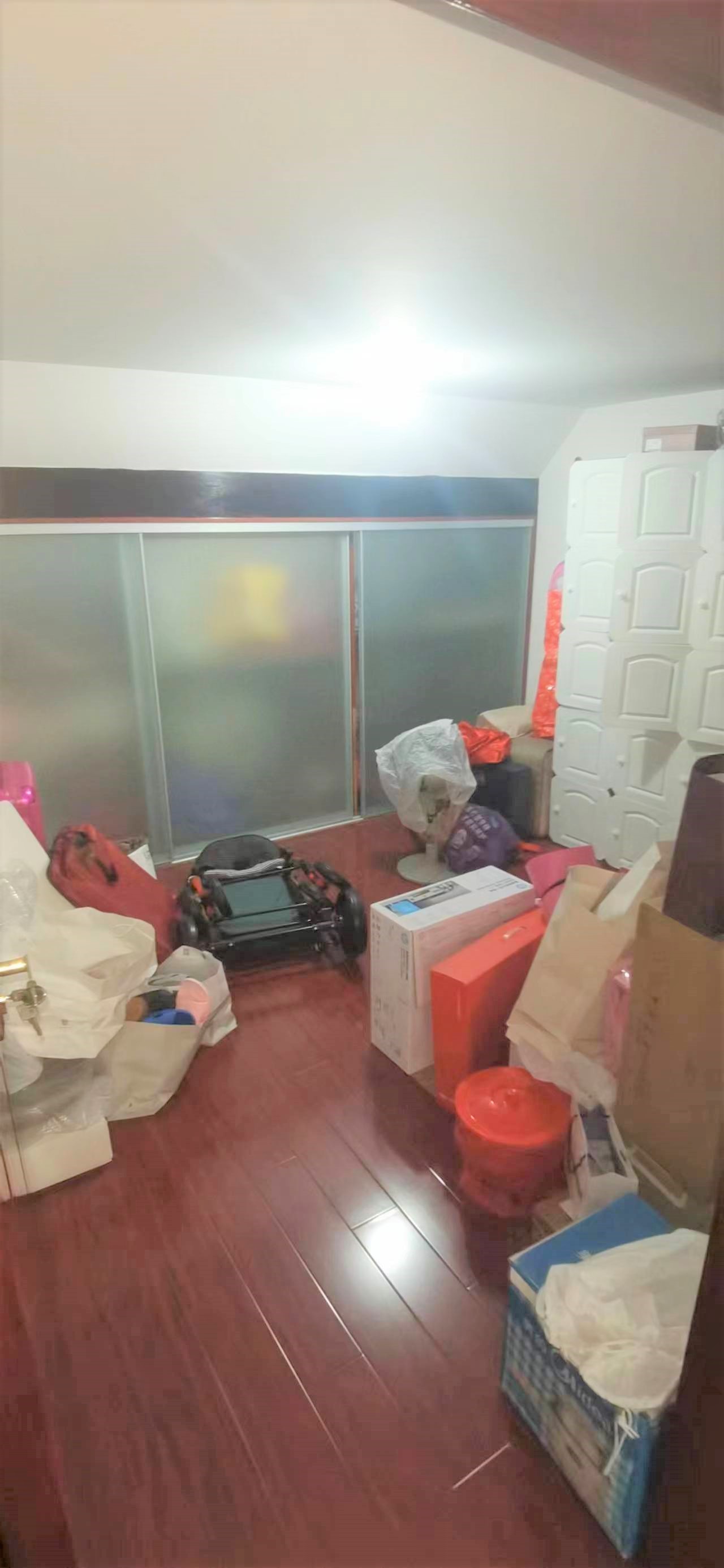 水榭花都 4室2厅2卫 155m&sup2;