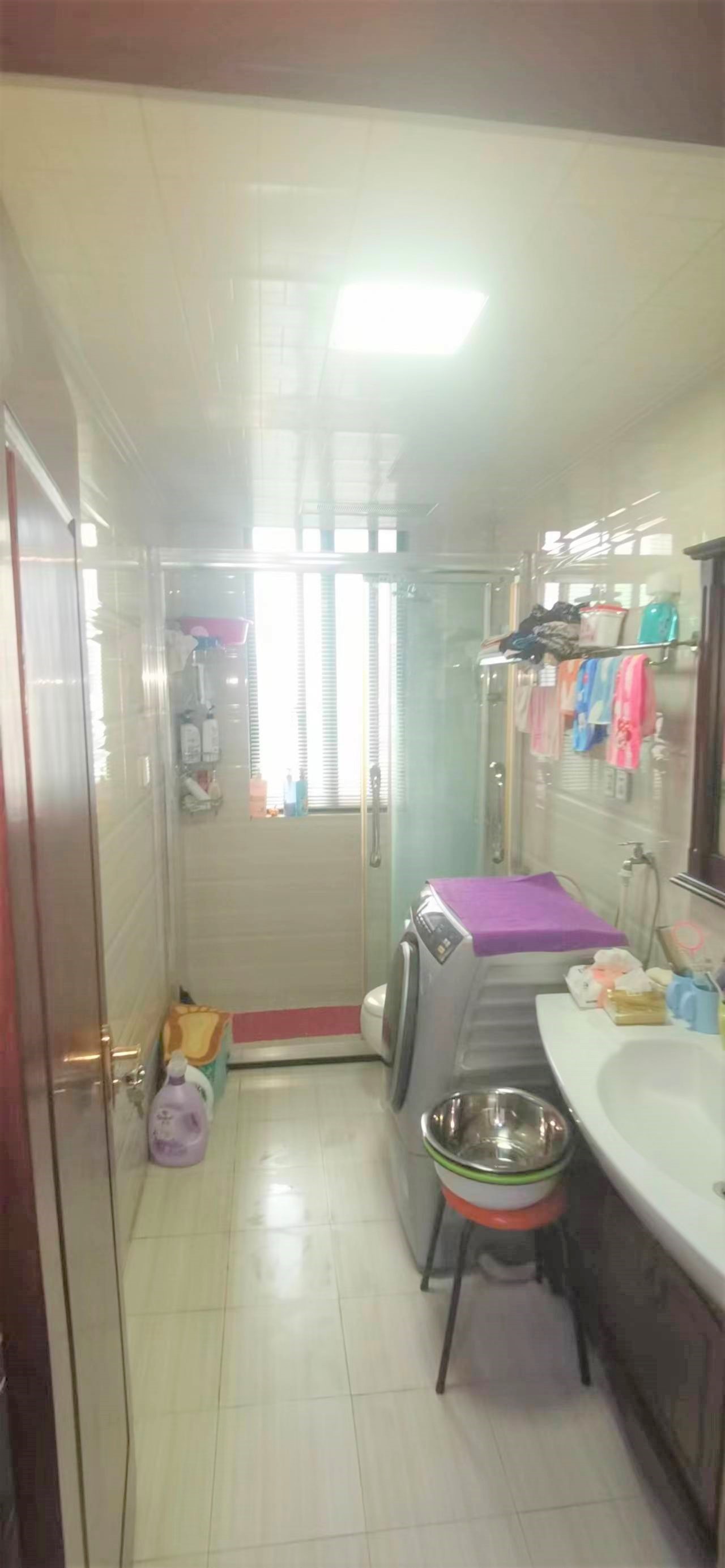 水榭花都 4室2厅2卫 155m&sup2;