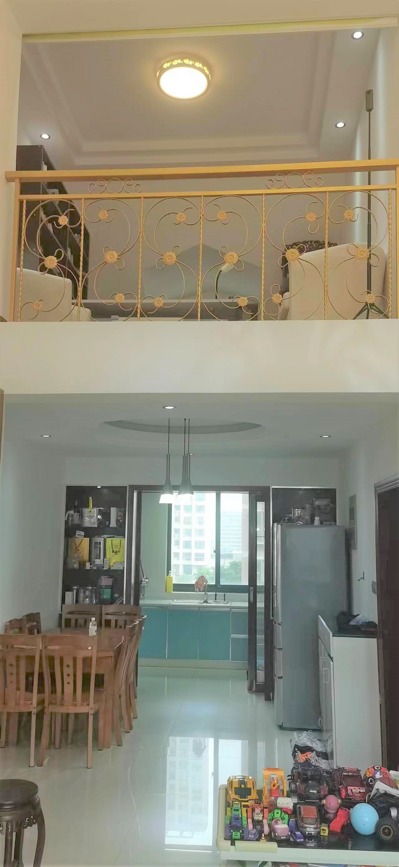 水榭花都 4室2厅2卫 155m&sup2;