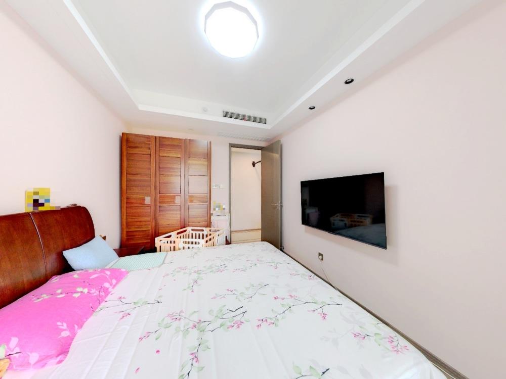 珑府 4室2厅2卫 143.8m&sup2;