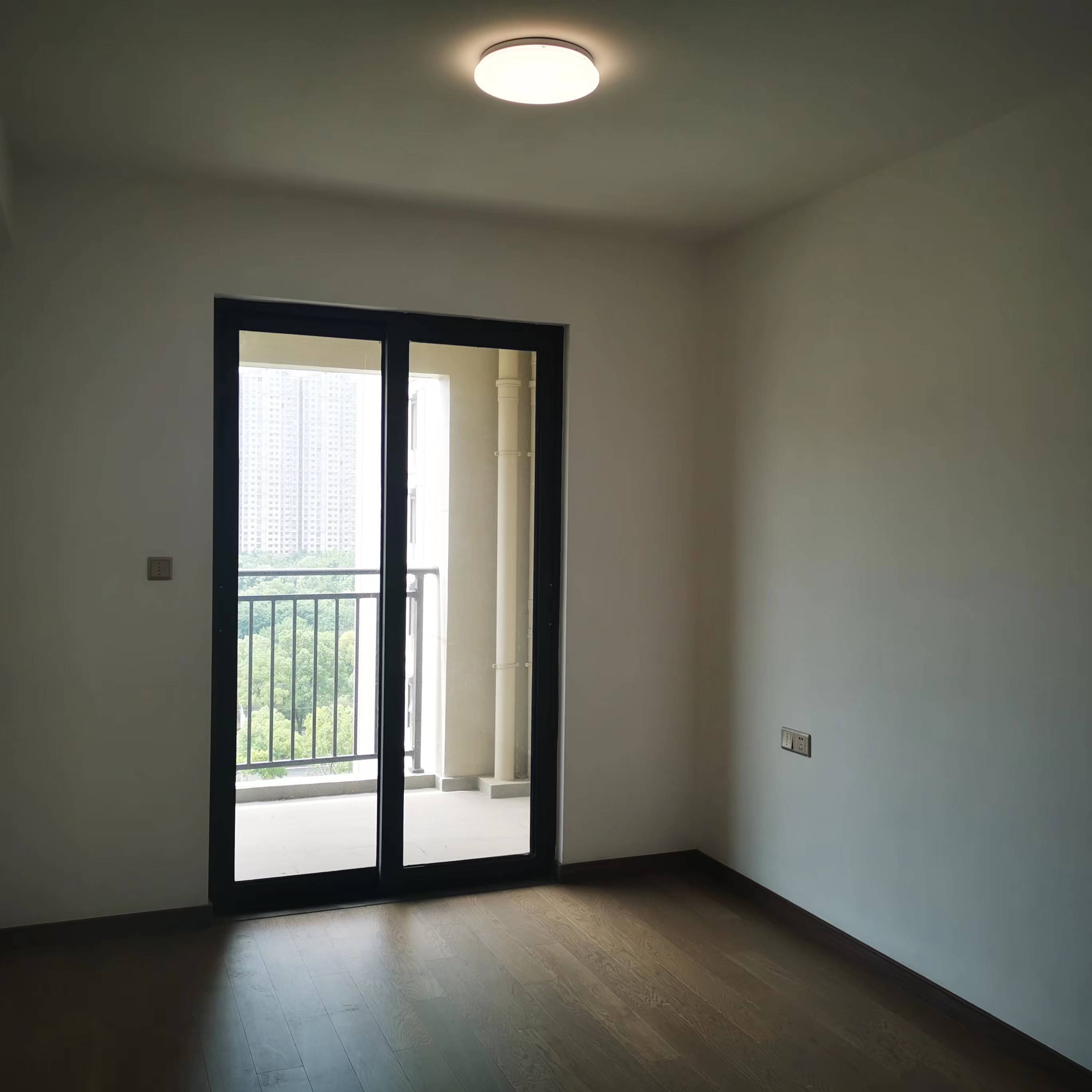 中海上东区 3室2厅2卫 127m&sup2;