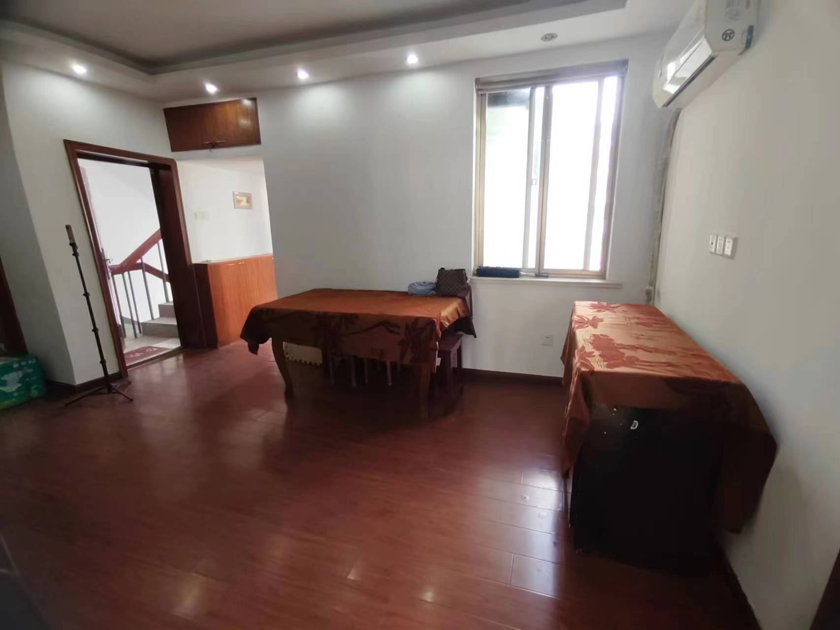 万象西园 3室2厅1卫 83m&sup2;