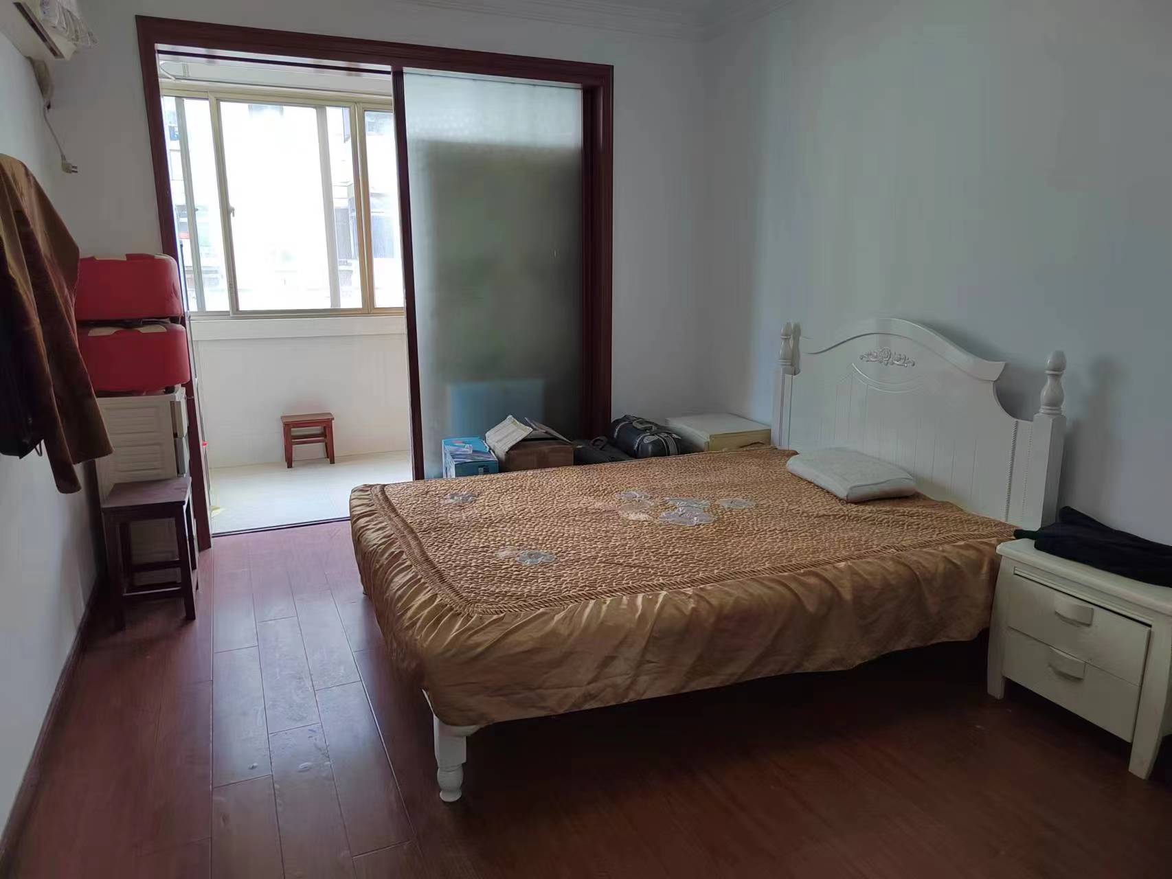万象西园 3室2厅1卫 83m&sup2;