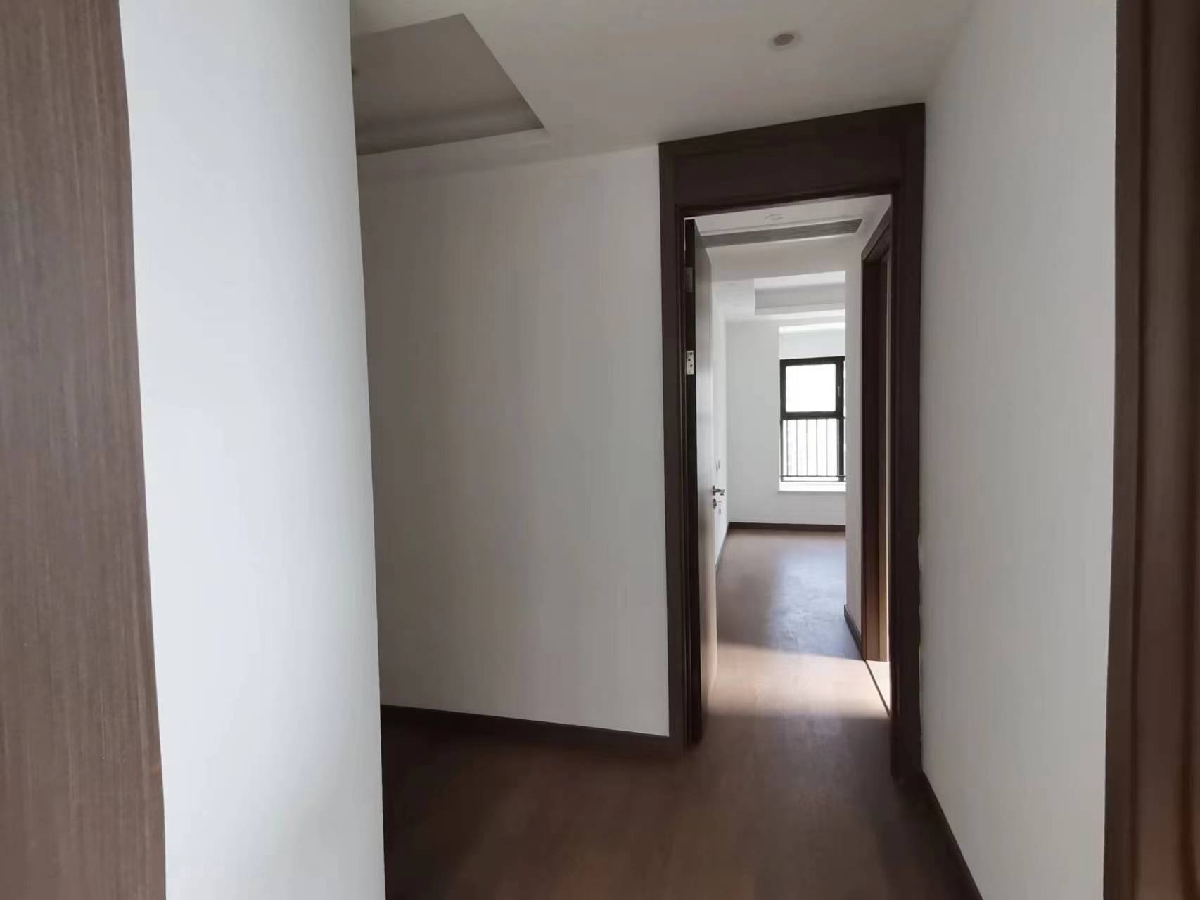 中海上东区 4室2厅2卫 170m&sup2;
