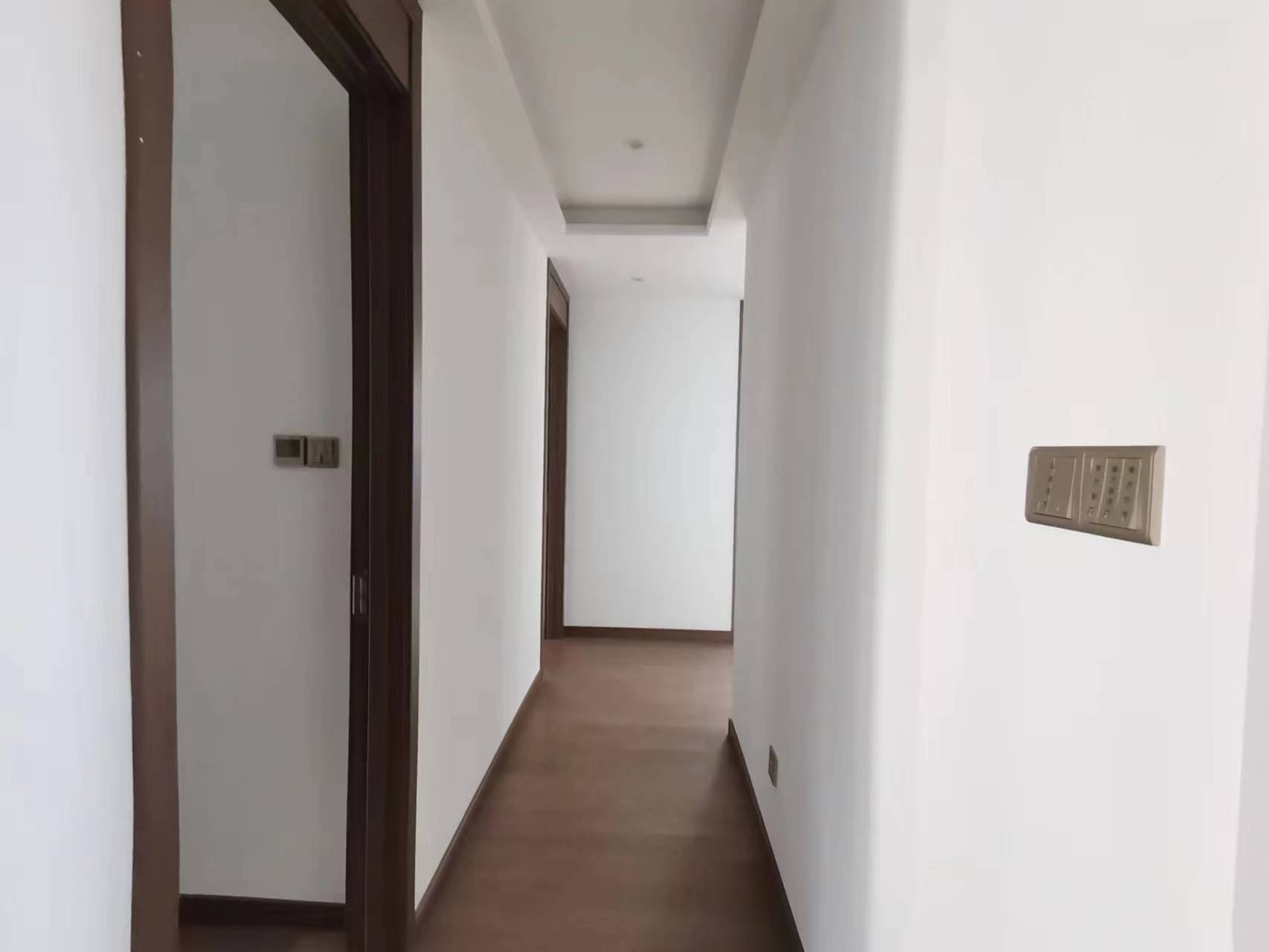 中海上东区 4室2厅2卫 170m&sup2;