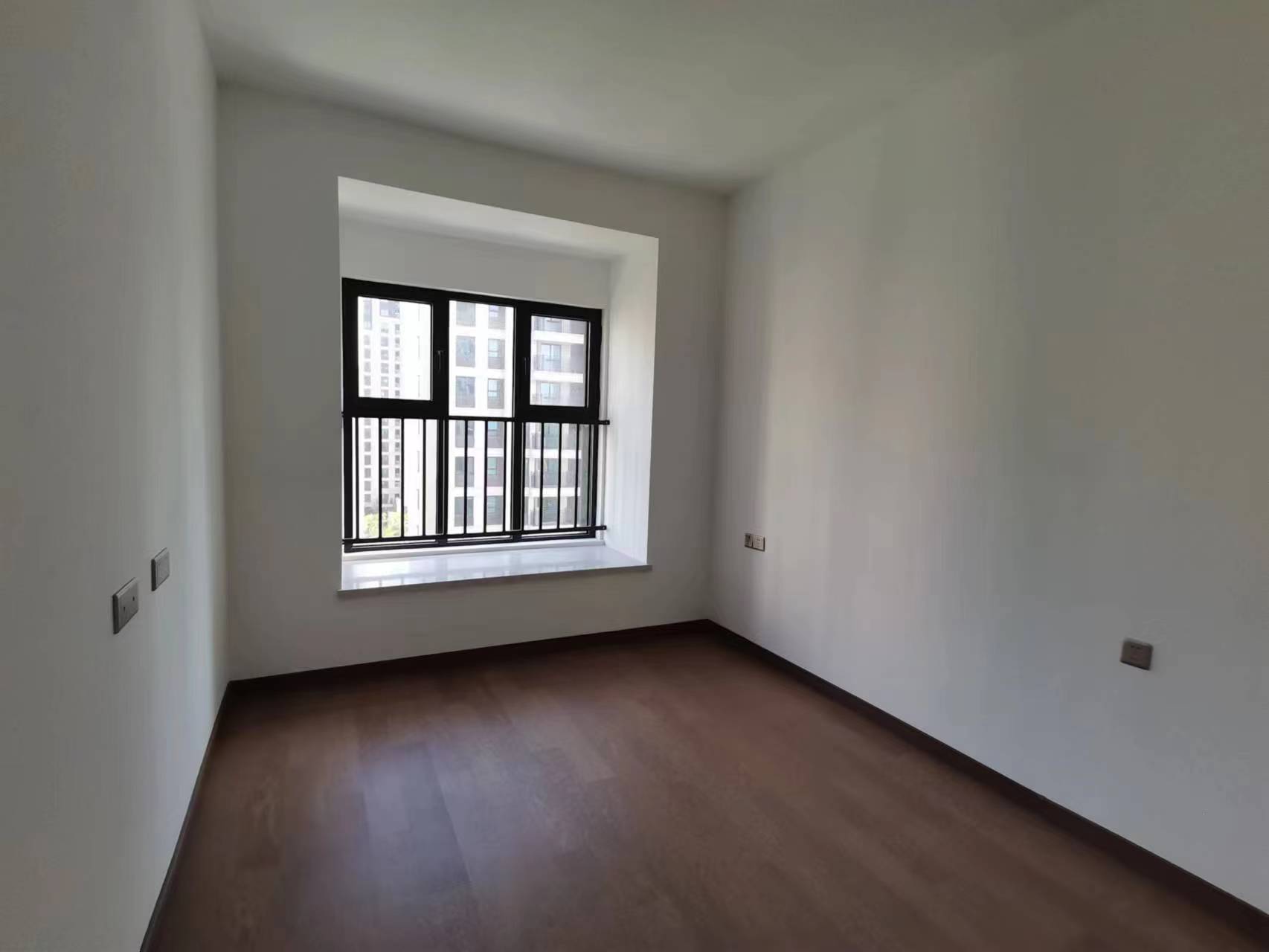 中海上东区 4室2厅2卫 170m&sup2;