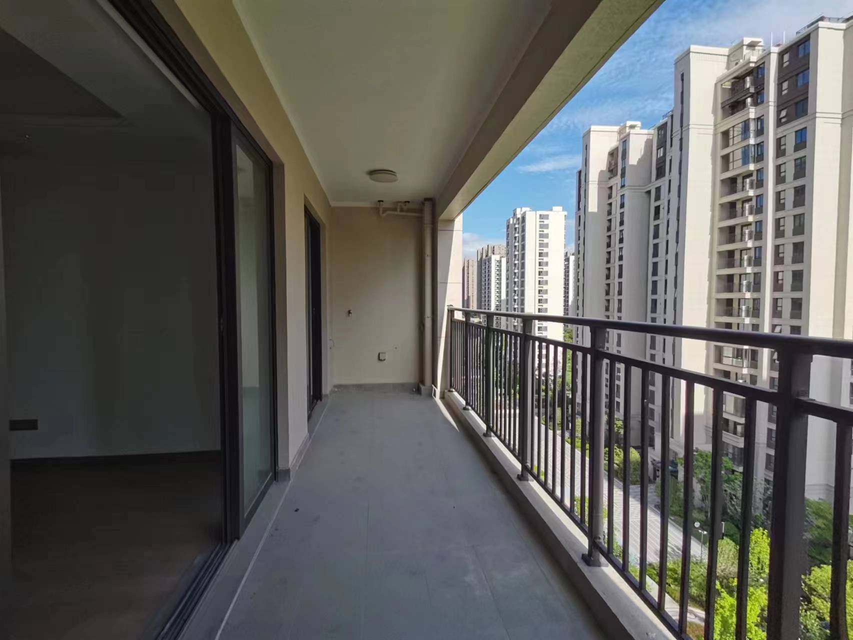 中海上东区 4室2厅2卫 170m&sup2;