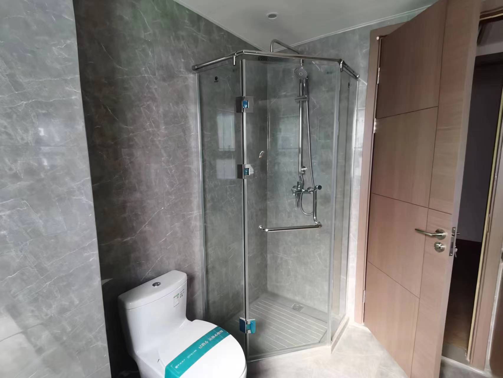 中海上东区 4室2厅2卫 170m&sup2;