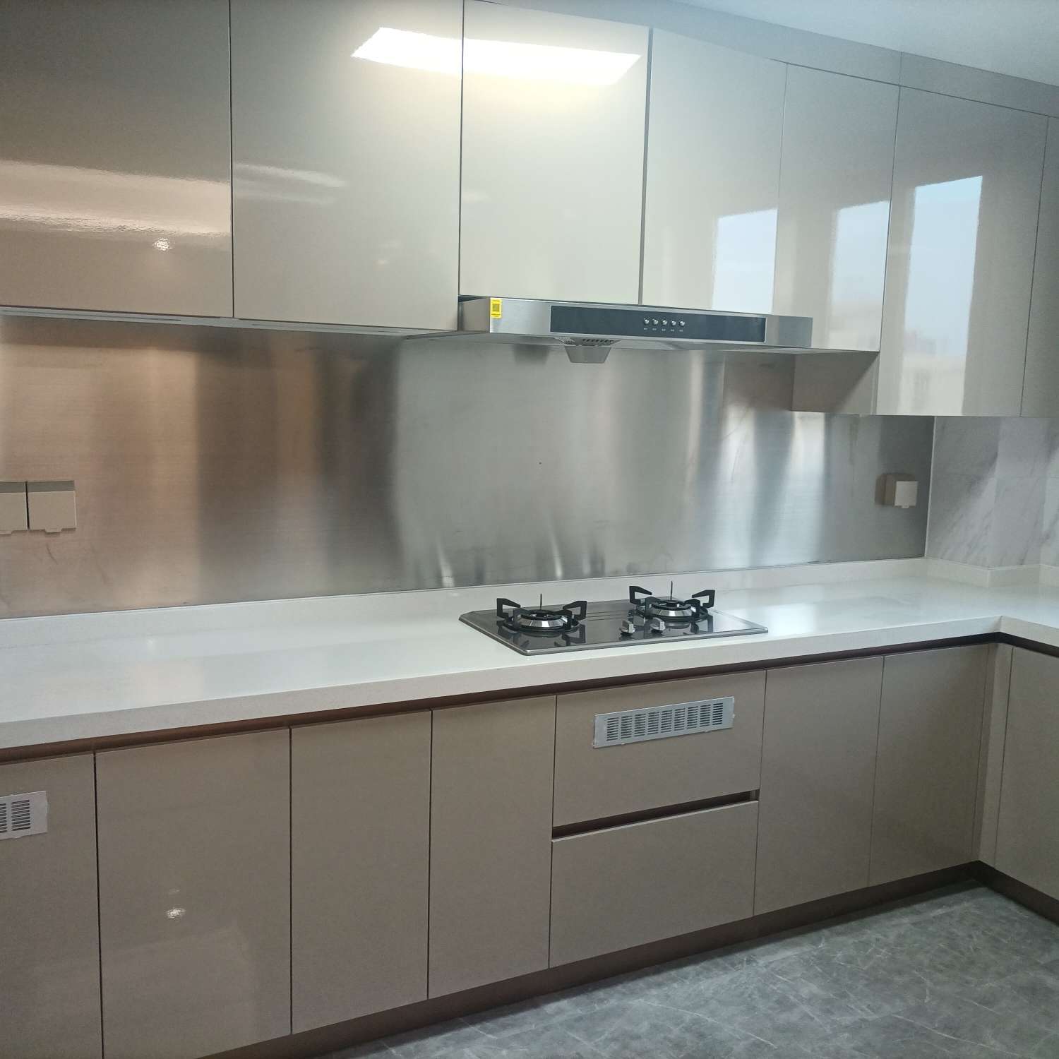 中海上东区 4室2厅2卫 170m&sup2;