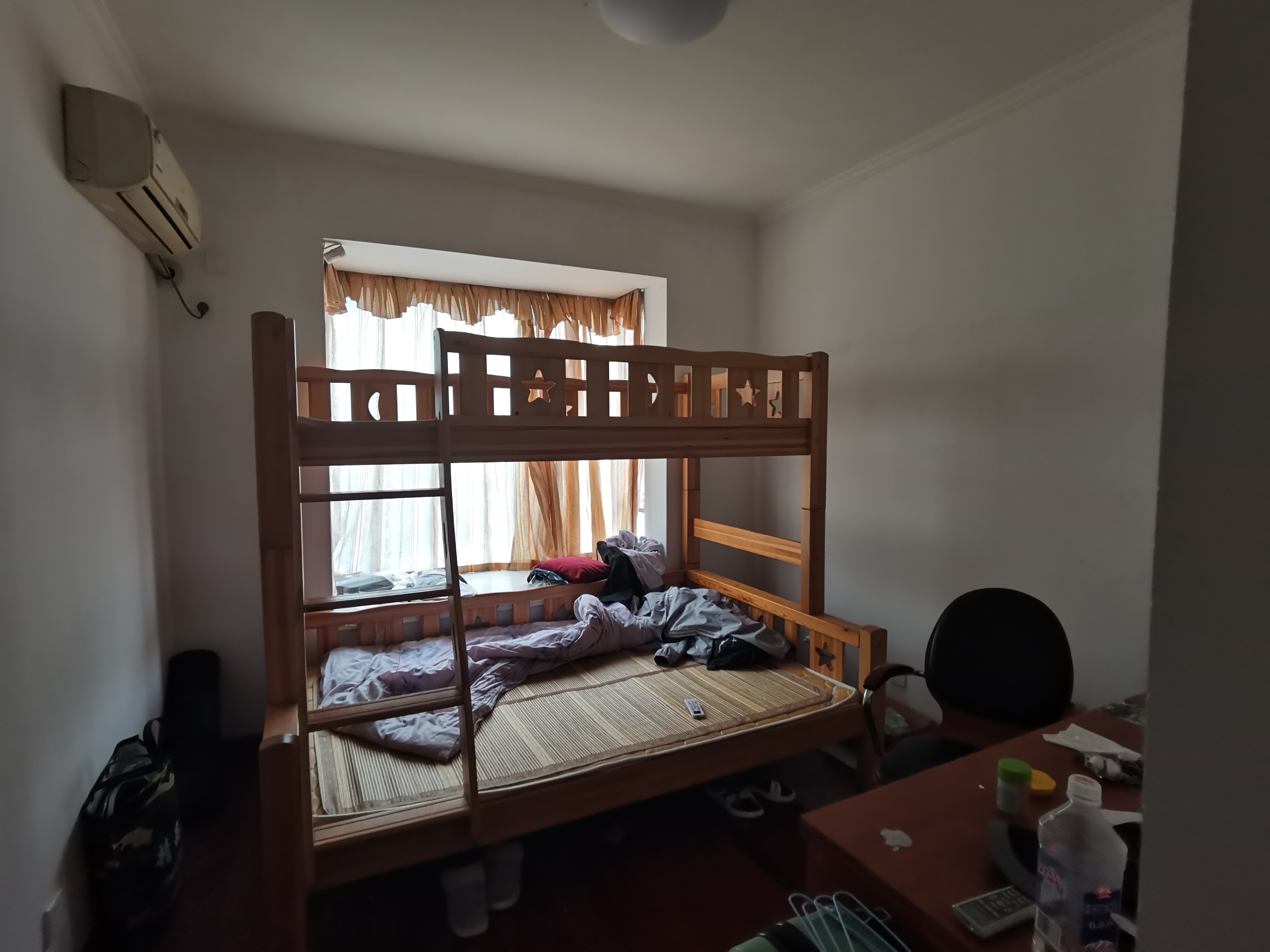 优山美地花园南区 4室2厅2卫 143.94m&sup2;