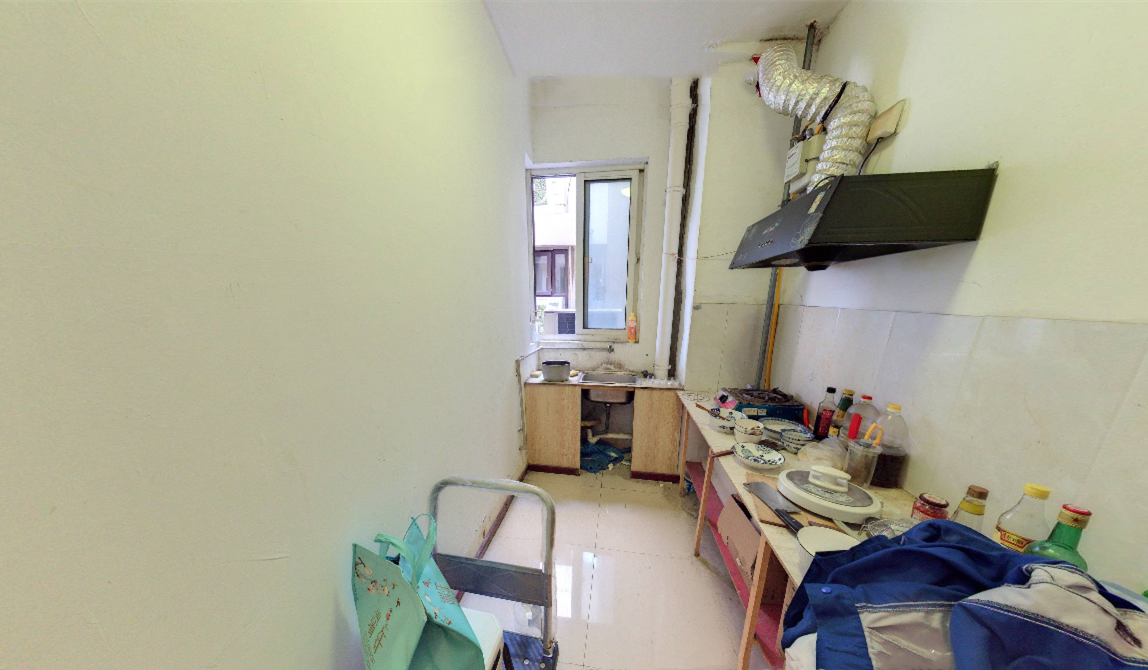 和融&bull;优山美地名邸 3室1厅1卫 100m&sup2;