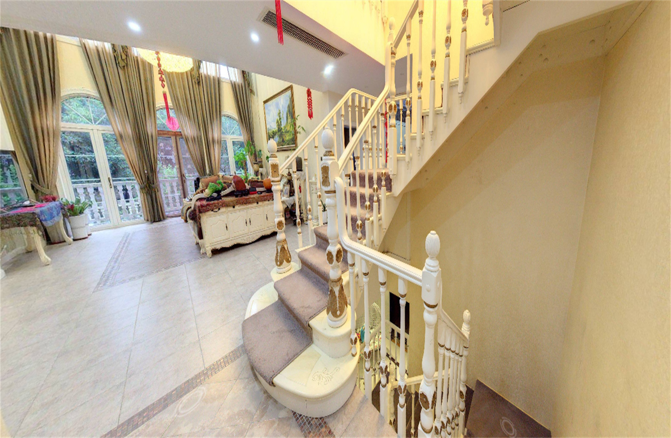 玉麒麟半岛 5室4厅4卫 342.65m&sup2;