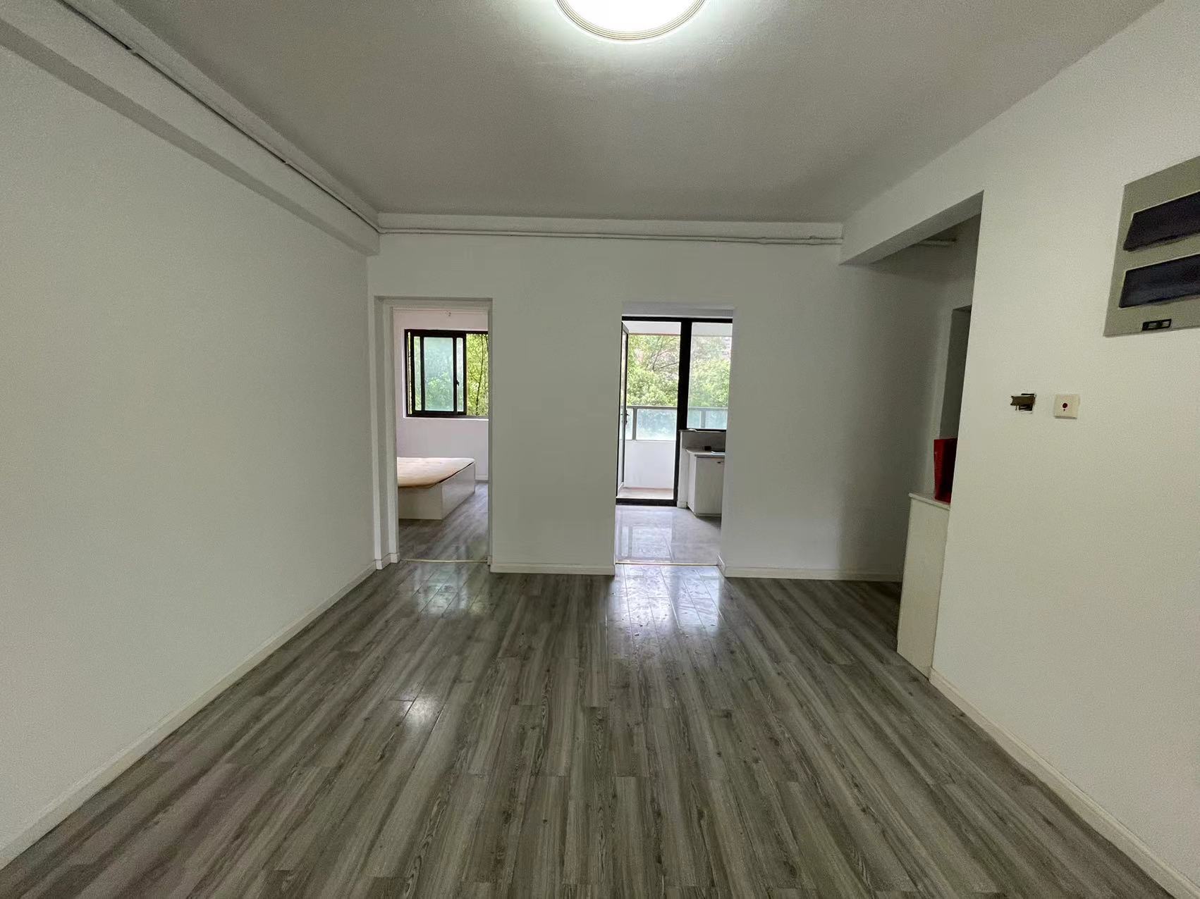 万濠星城 3室2厅1卫 115m&sup2;