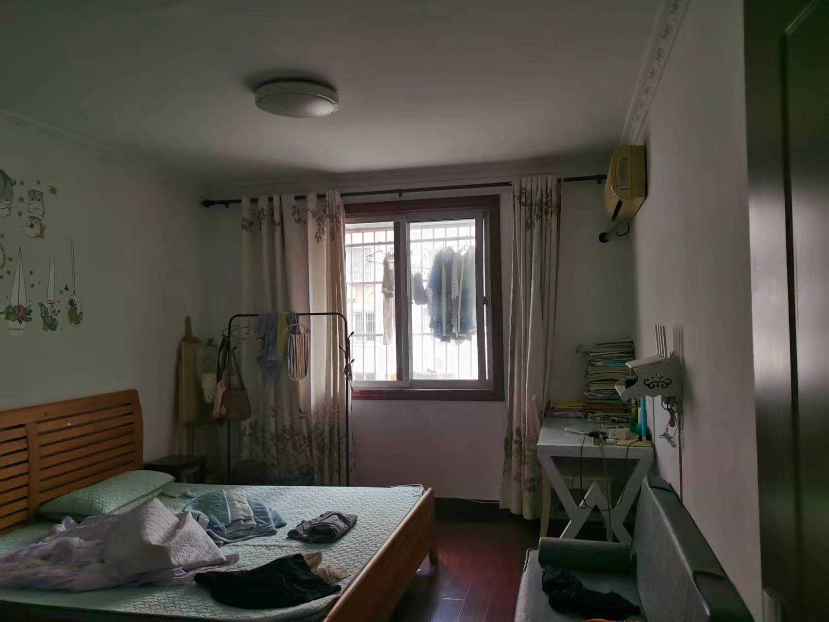 新华佳园 2室1厅1卫 86m&sup2;